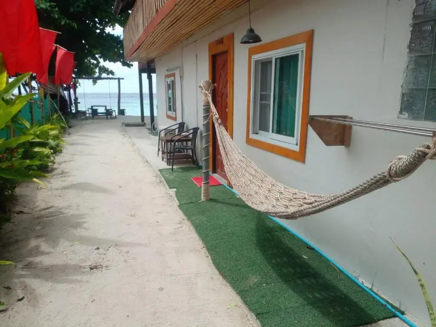 Lipe Garden Beach Resort