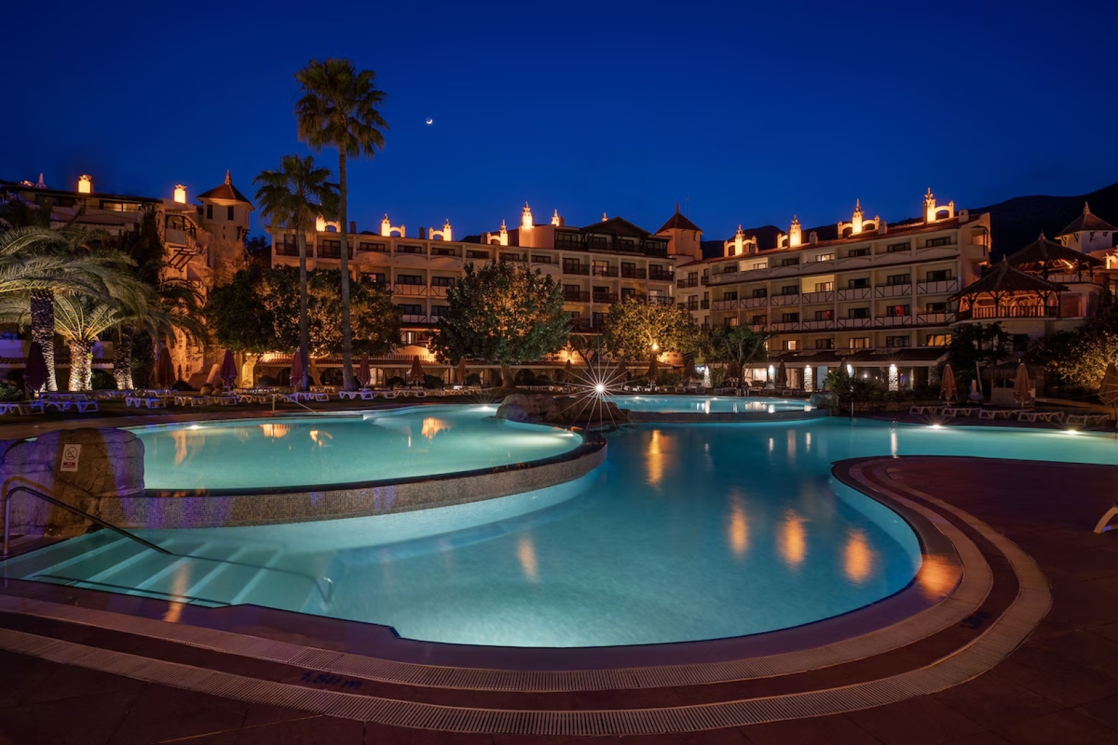 Marti Resort Hotel