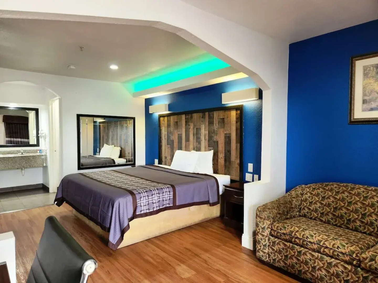 Express Inn Tomball