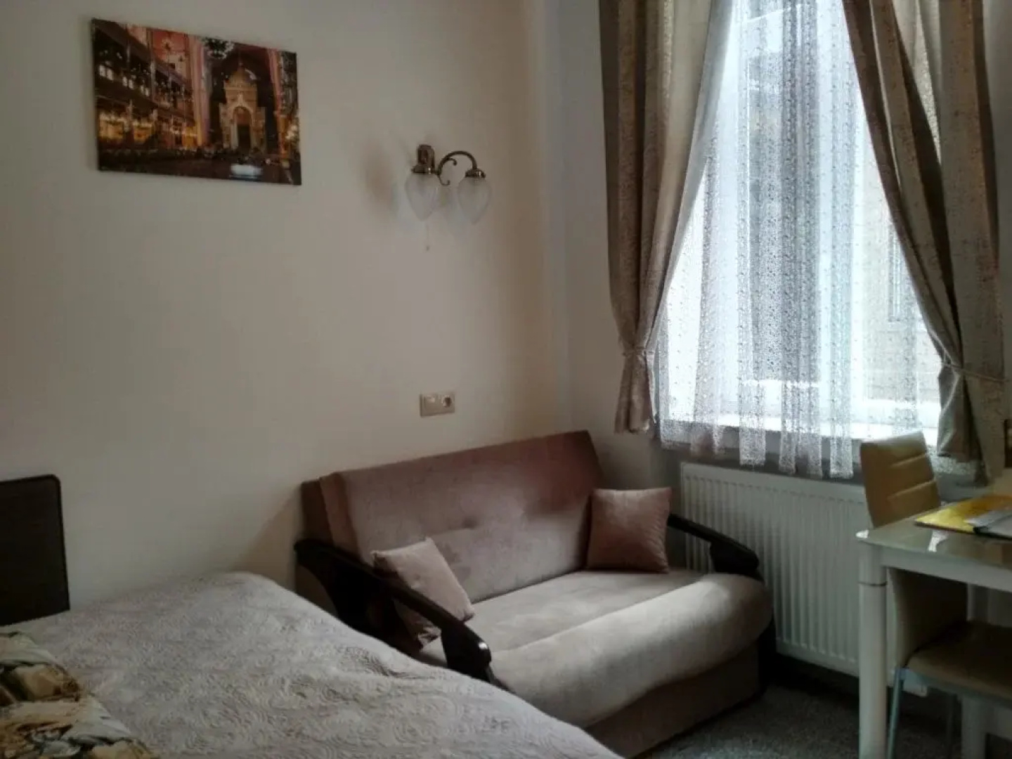 Happy Holiday Lux Apartments