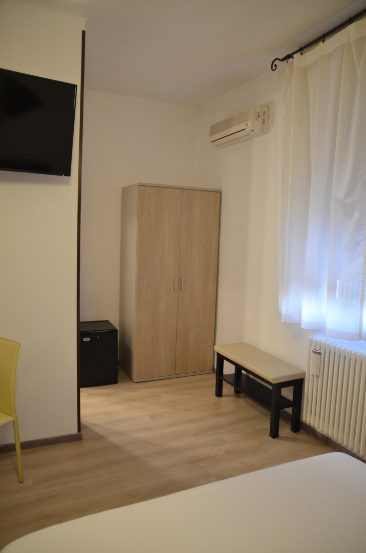 Hotel Benaco Bee Free