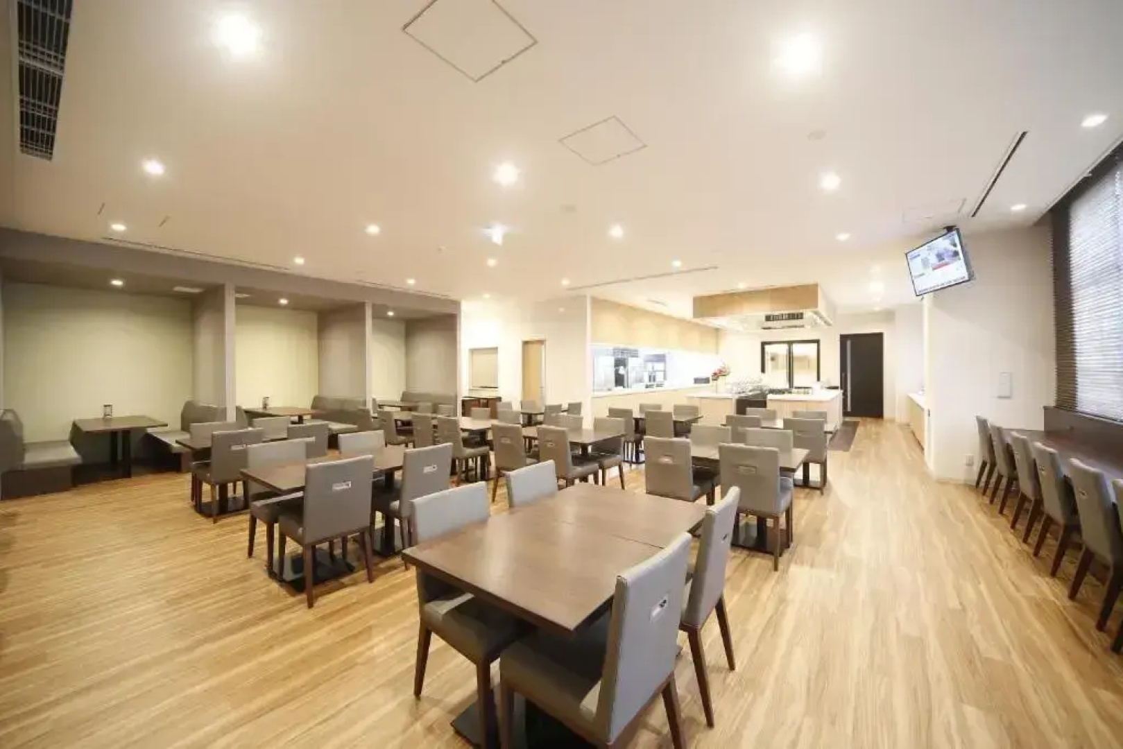 Отель Dormy Inn Kofu Marunouchi
