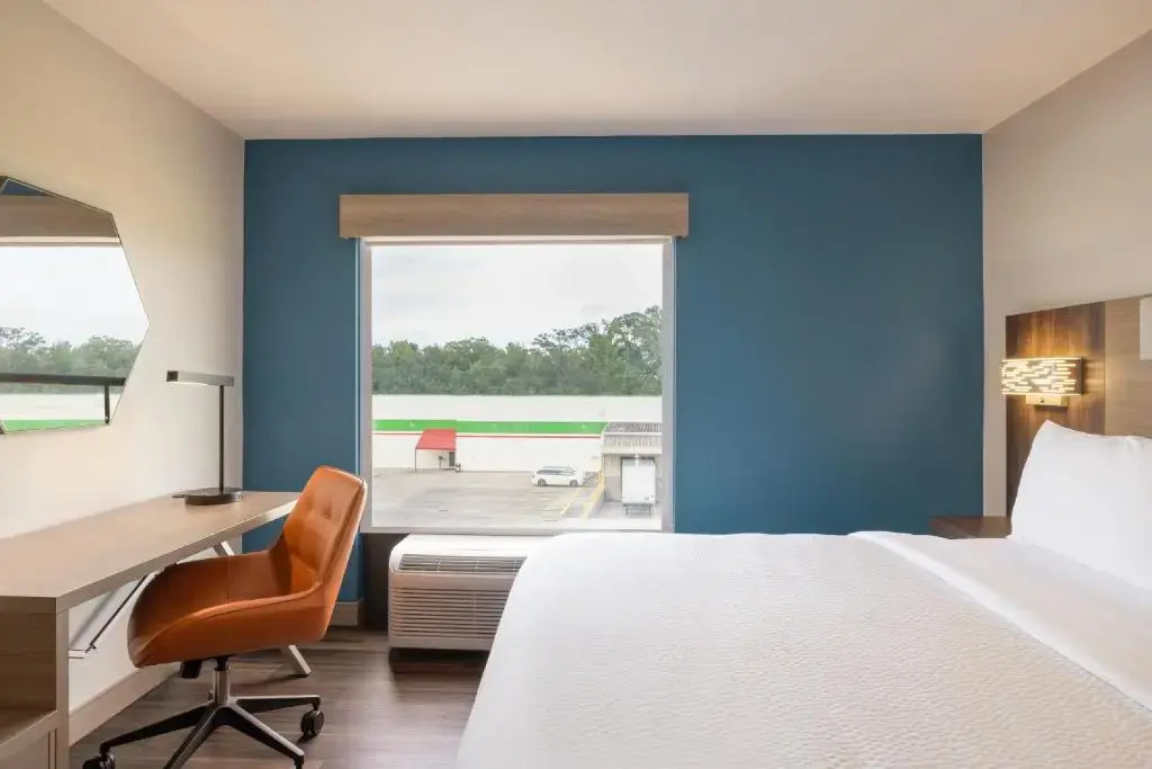 Holiday Inn Express & Suites Opelousas by IHG