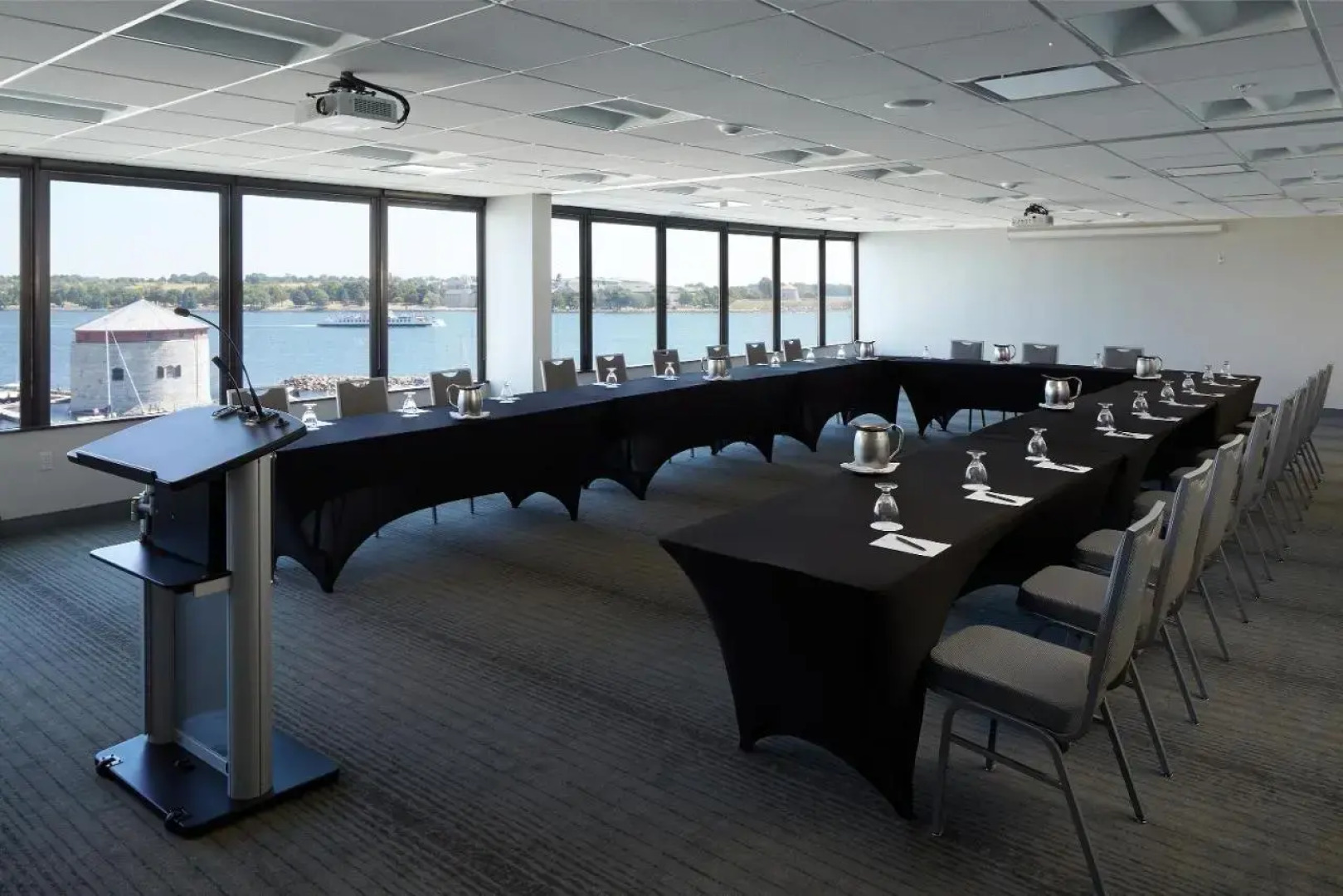 Delta Hotels by Marriott Kingston Waterfront