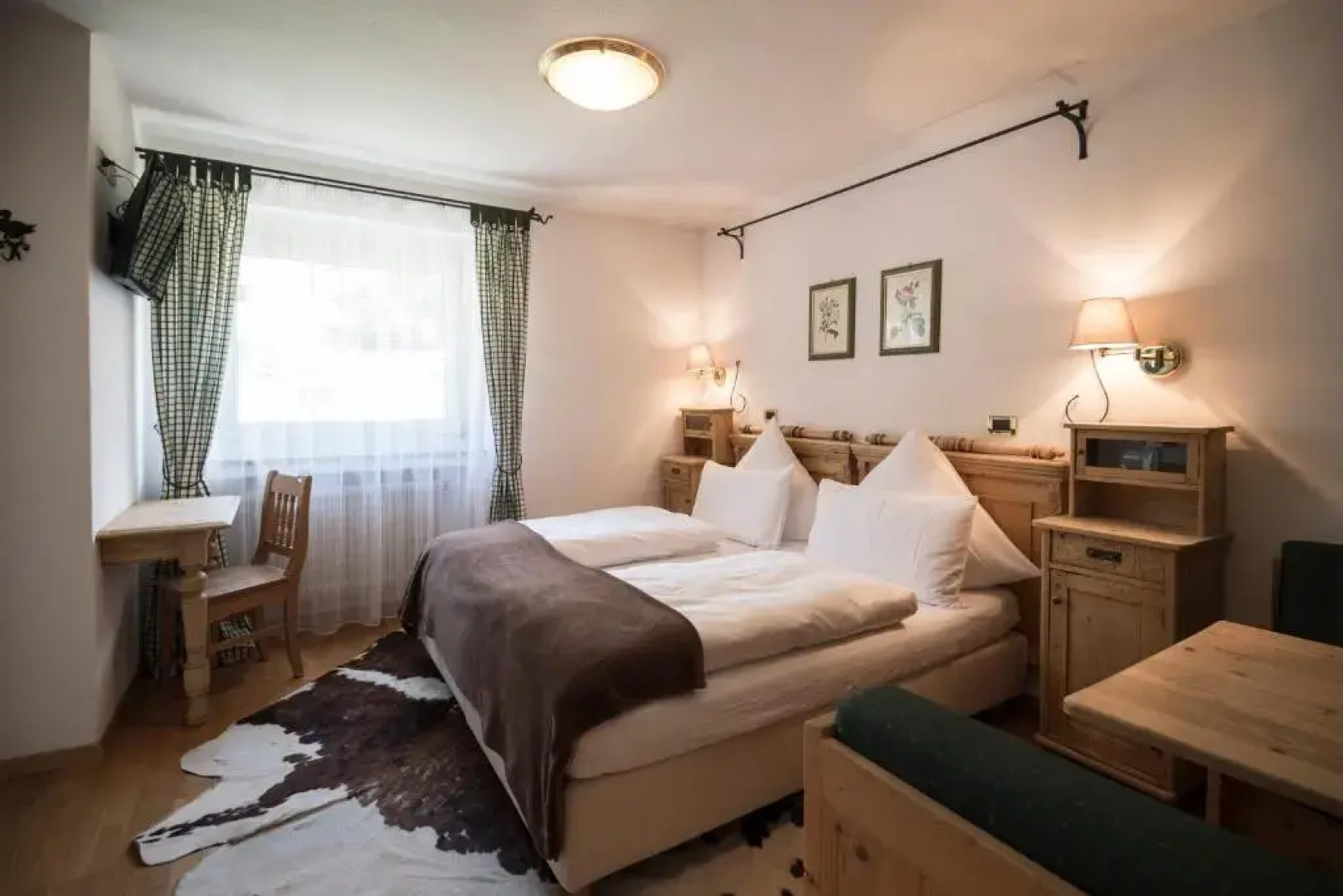 Alpstay — Chalet Hotel Hartmann