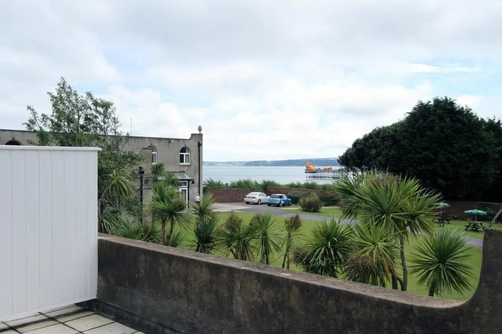 Redcliffe Hotel