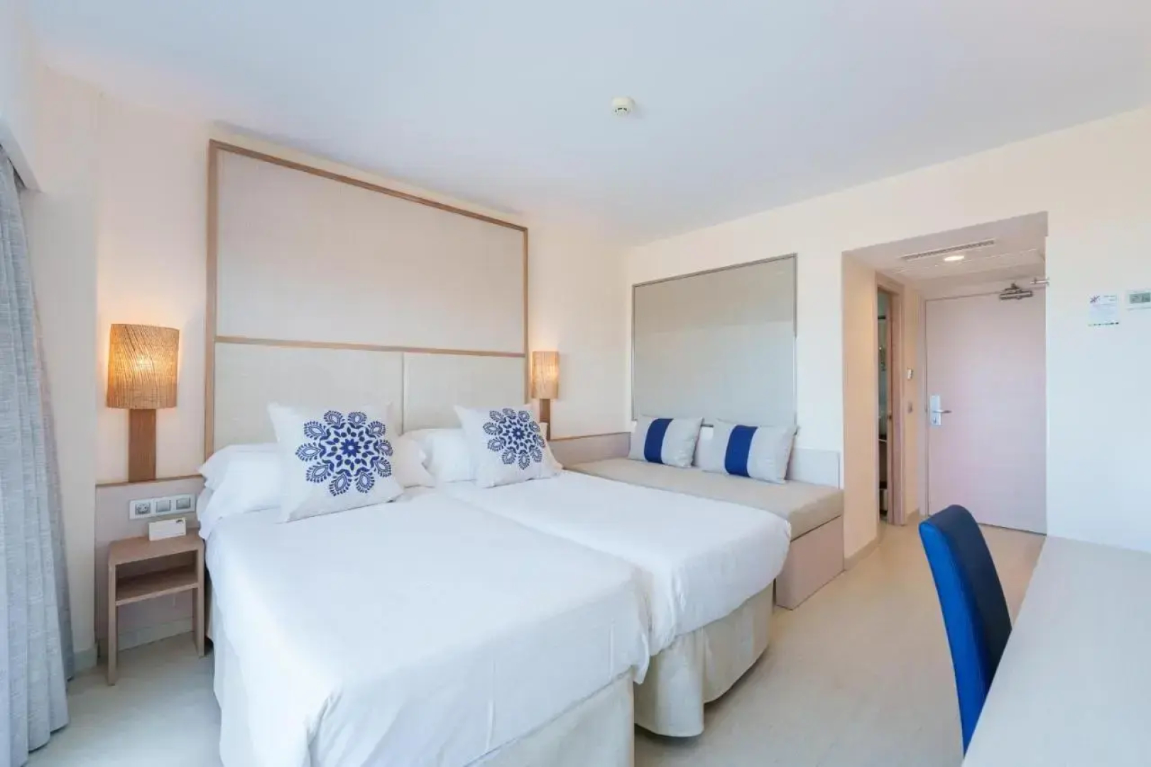 Курорт Caprice Janeiro Hotel & Spa