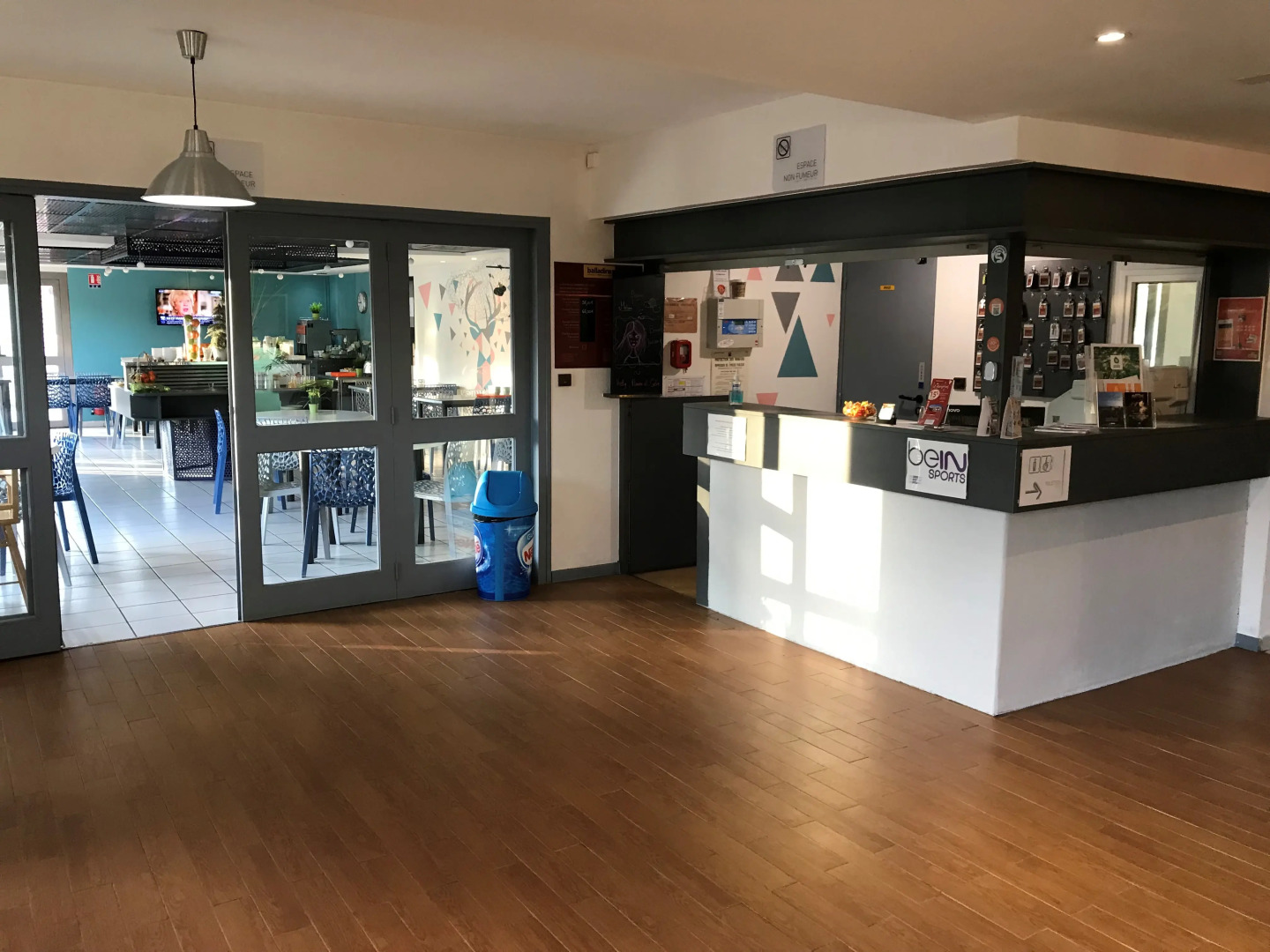 initial by balladins Tours Sud