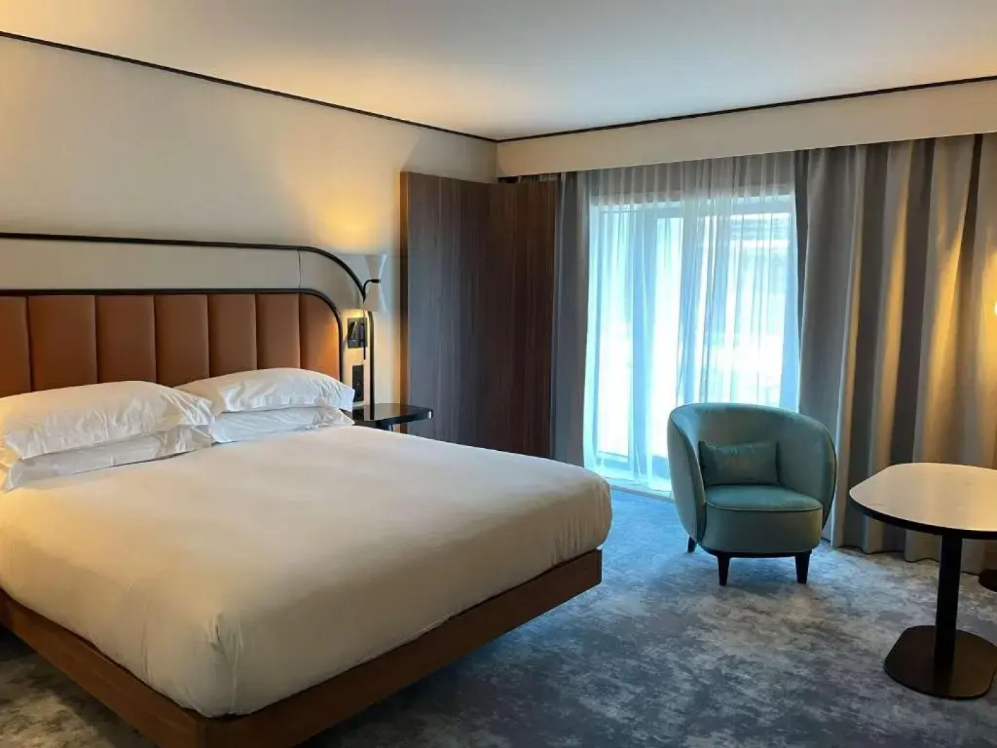 Hilton Paris La Defense Hotel