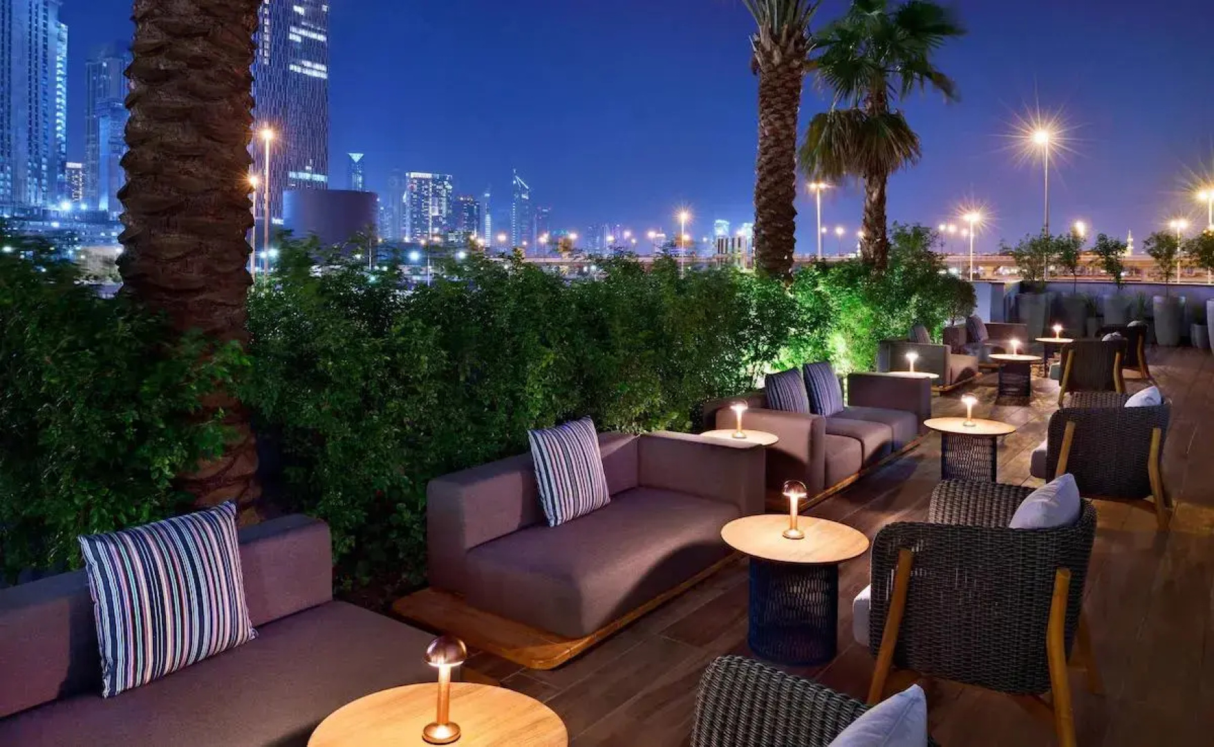 Отель Indigo Dubai Downtown by IHG