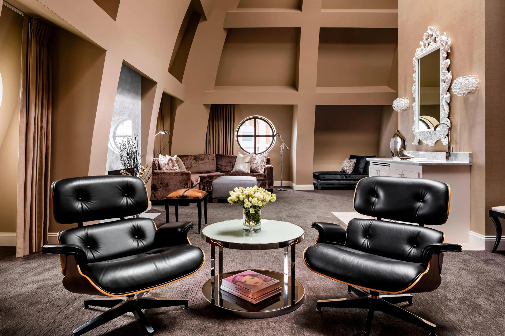 The Blackstone, Autograph Collection