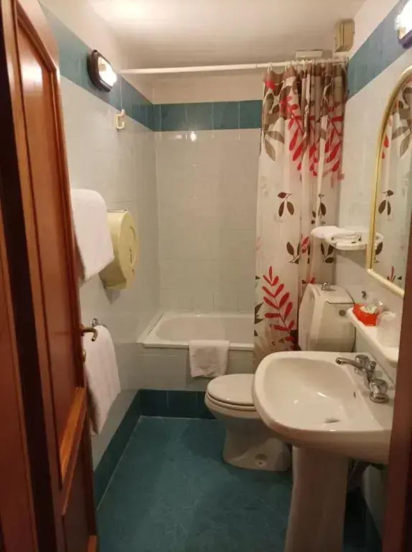 Отель Maxim Axial