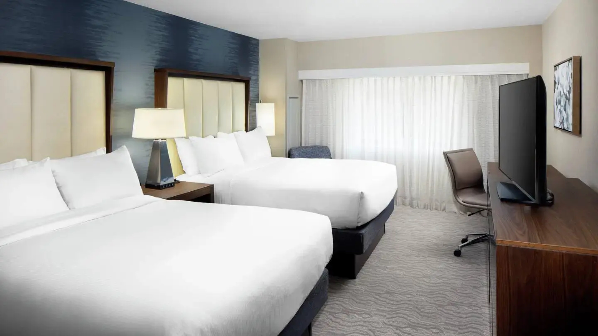 DoubleTree by Hilton Nashua
