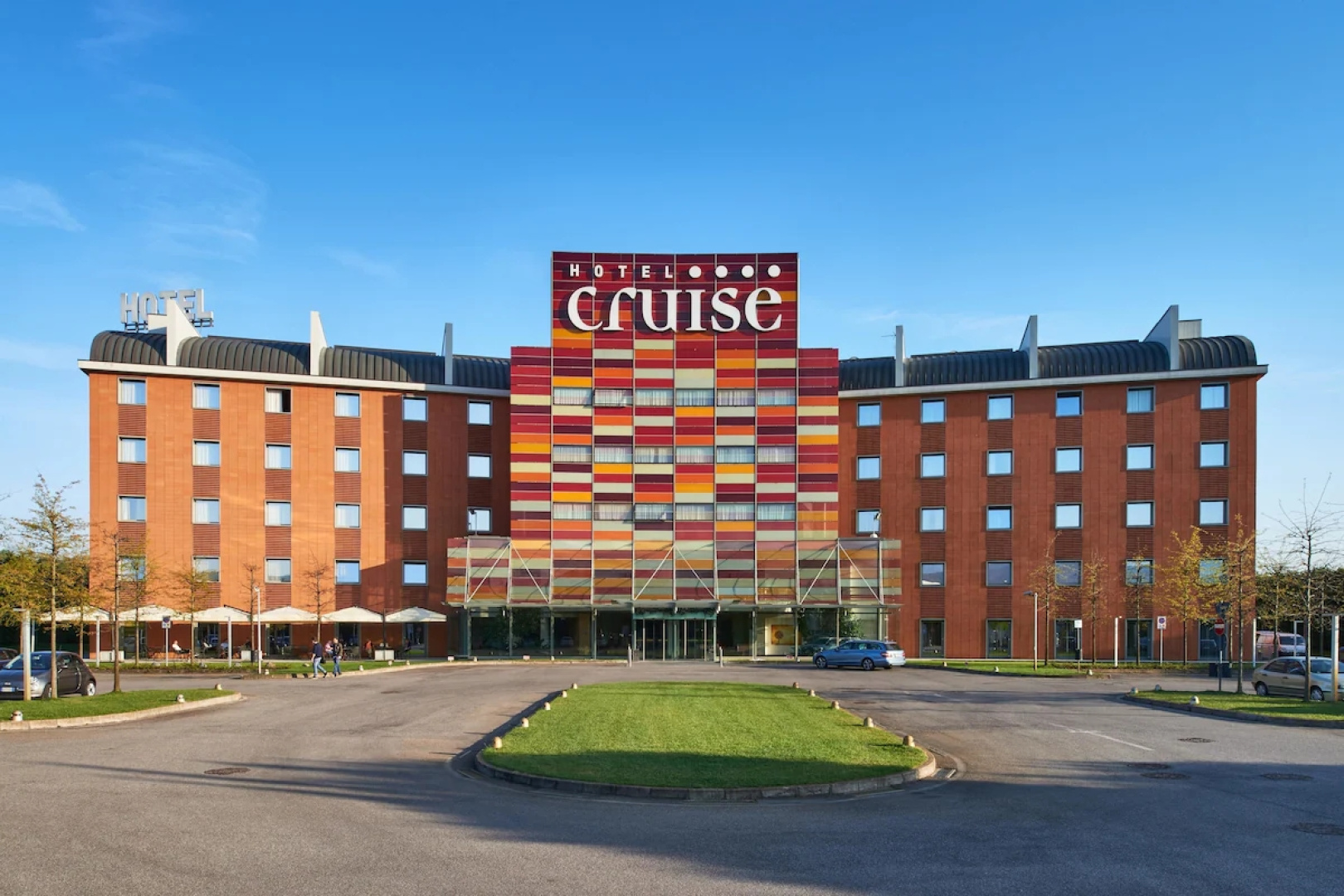 Отель Cruise