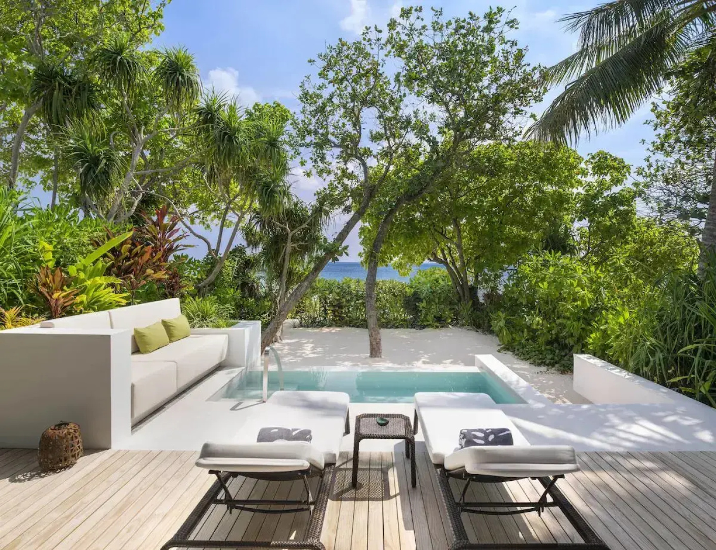 Курорт The Westin Maldives Miriandhoo 