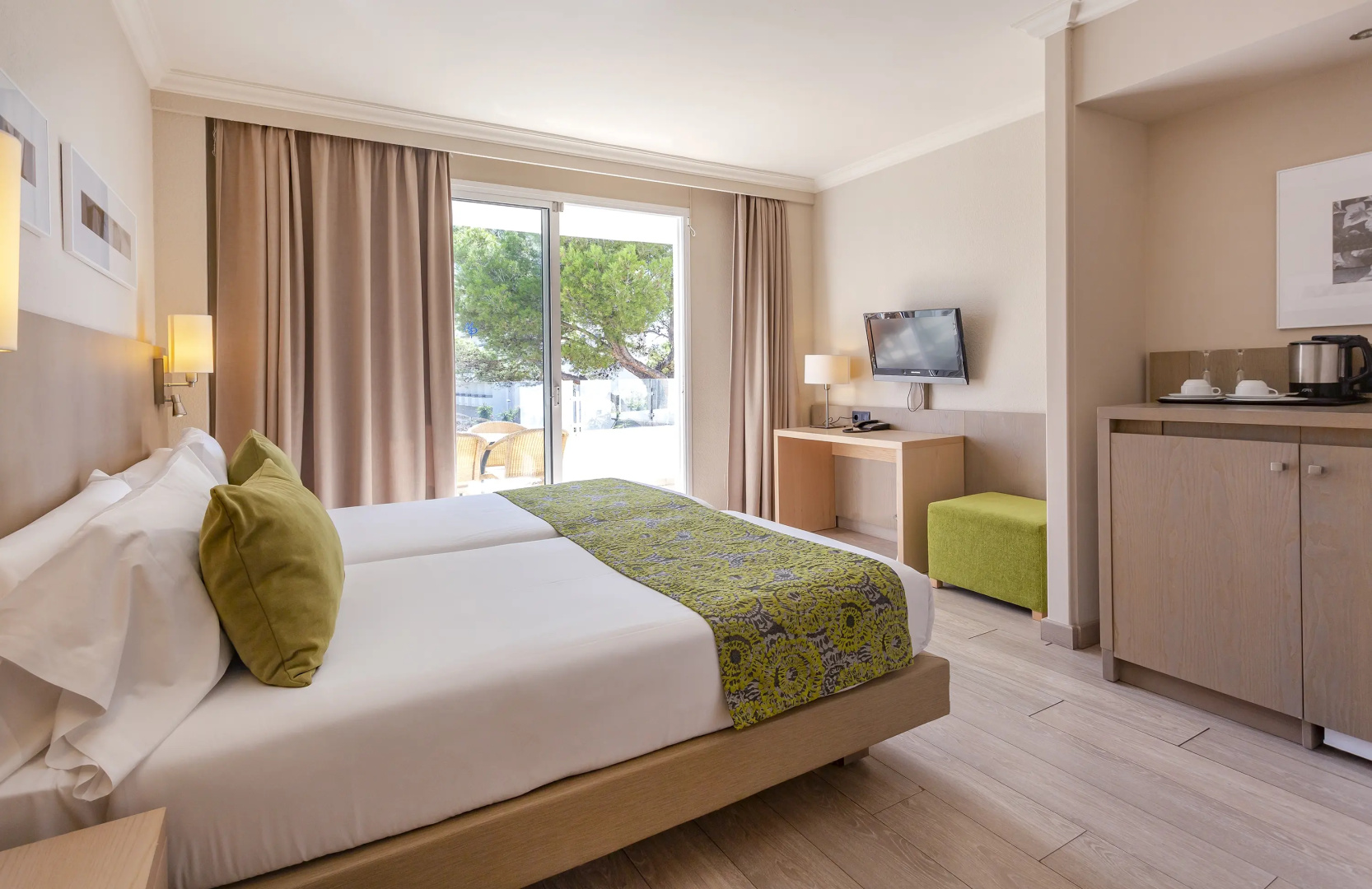 Marins Playa Suites