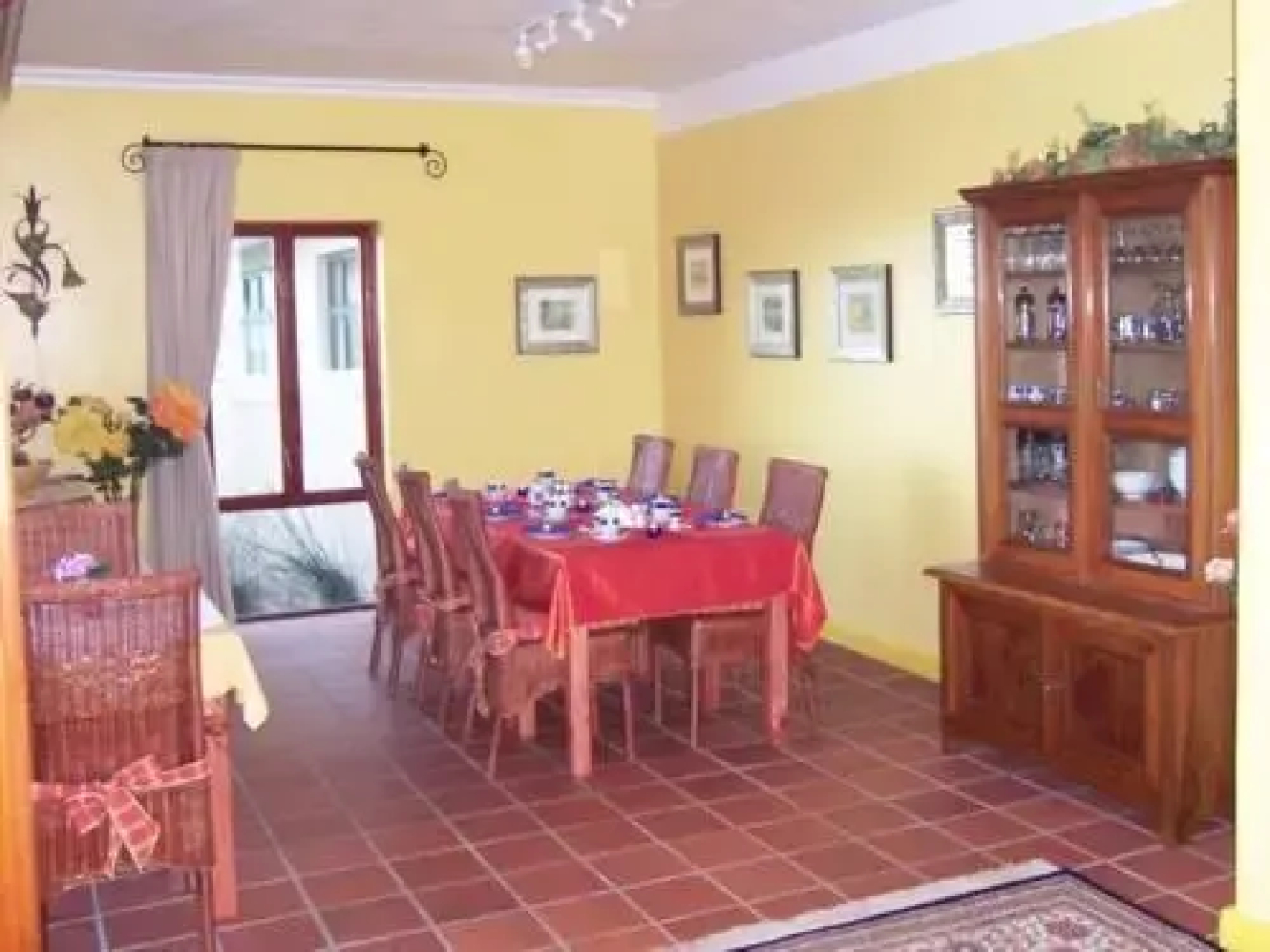 Southern Right Lodge