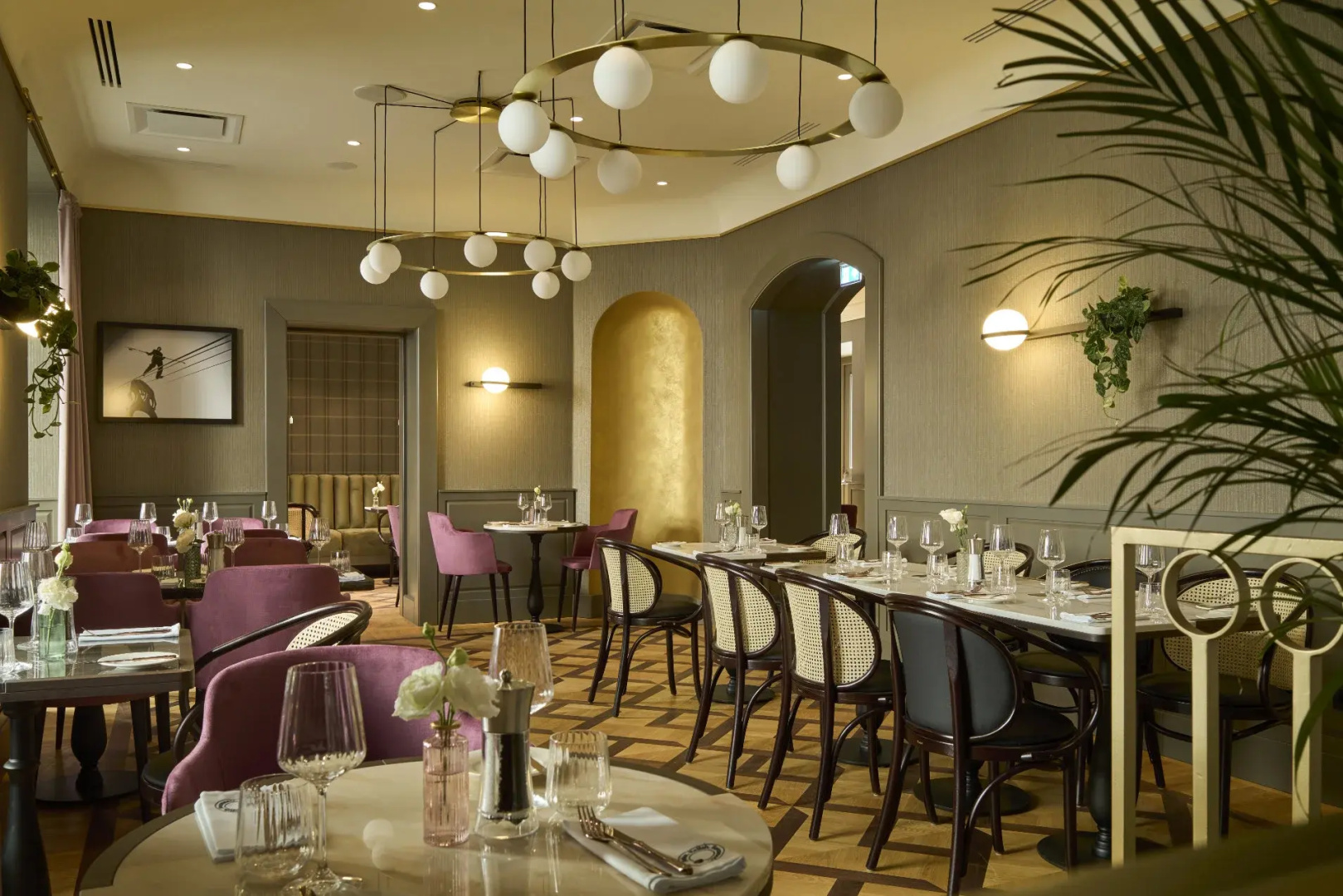 Hotel Saski Krakow, Curio Collection by Hilton