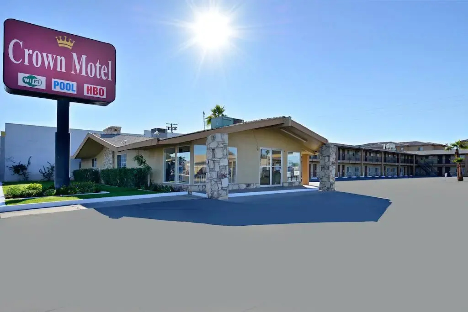Classic Inn & Suites