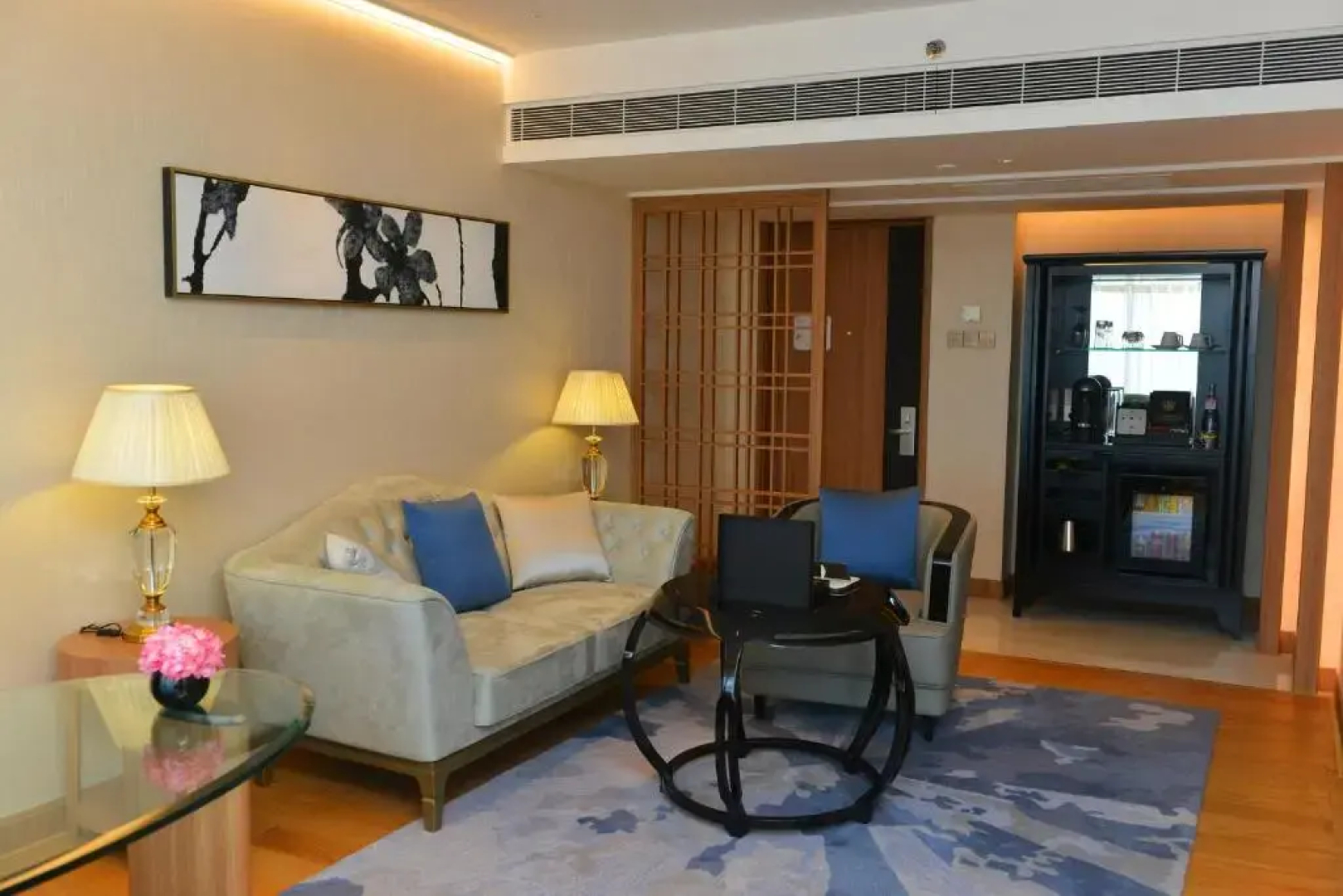 Отель The Garden Hotel Guangzhou