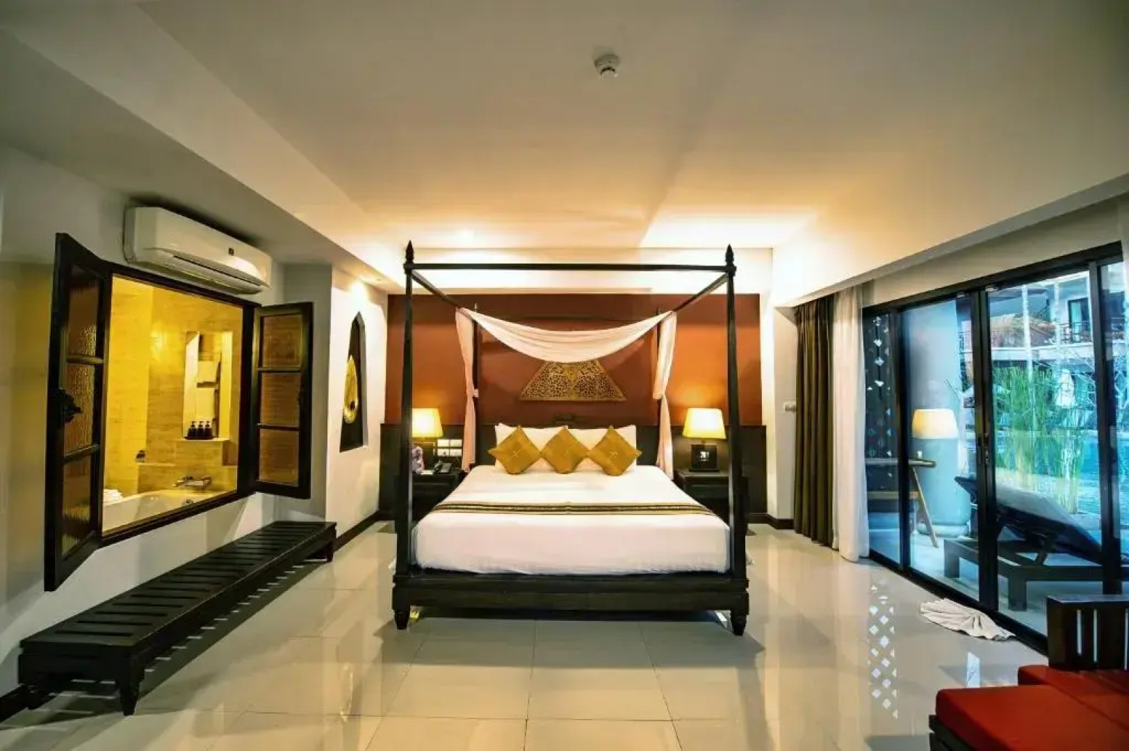 Курорт Navatara Phuket Resort