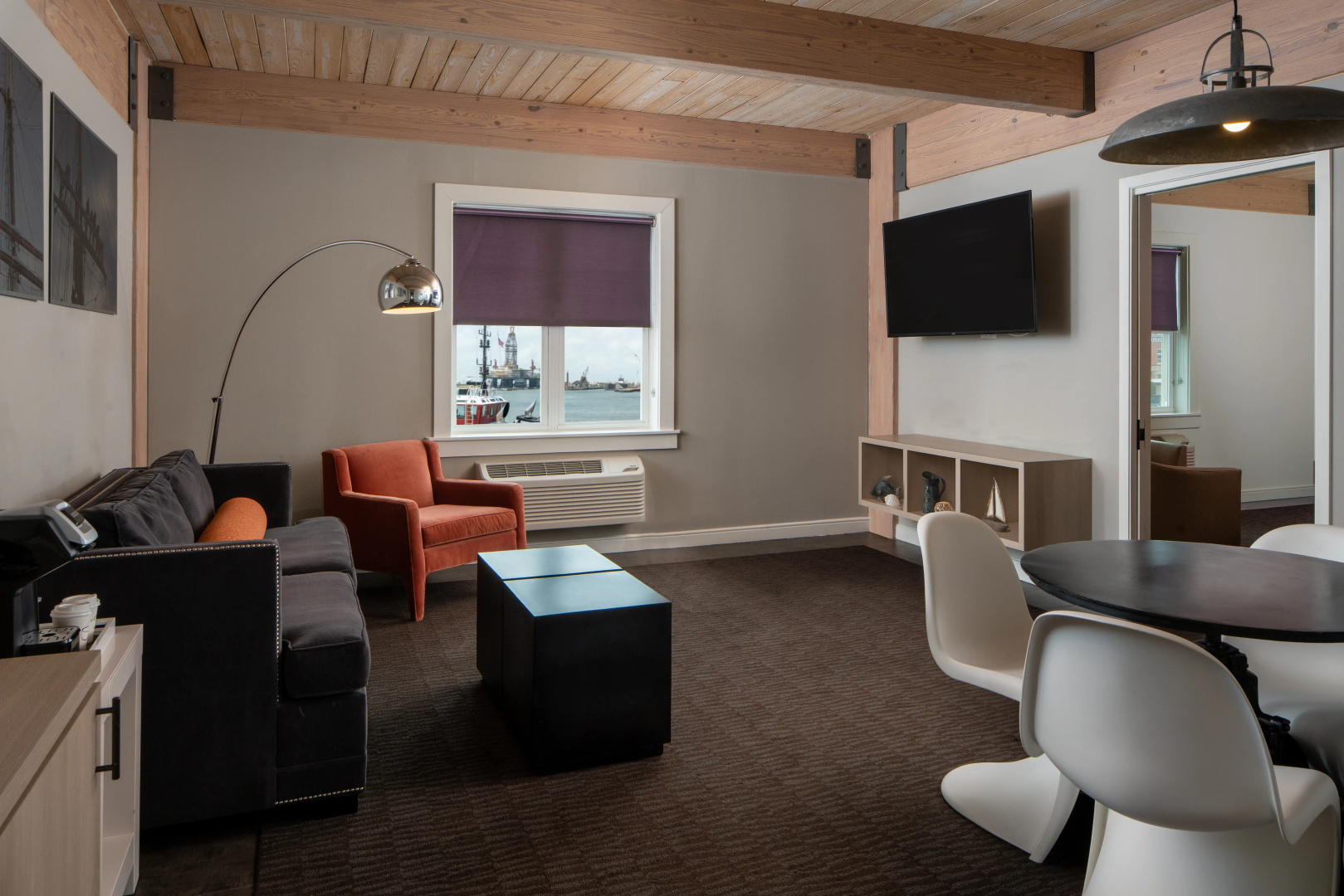 Отель Harbor House Hotel and Marina at Pier 21