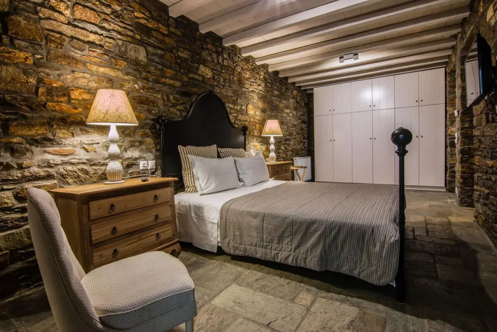 Aeolis Tinos Suites