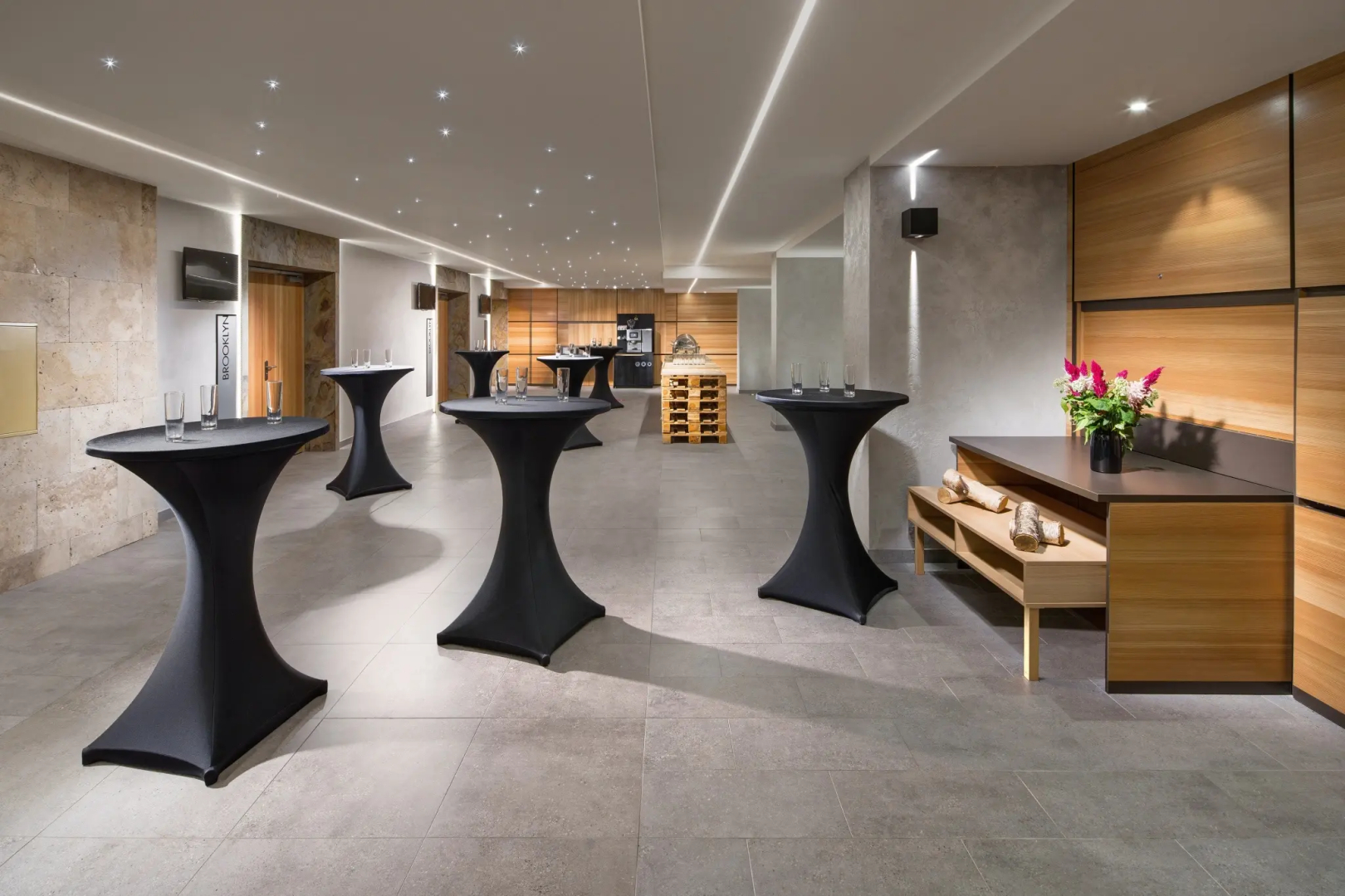 Comfort Hotel Prague City East