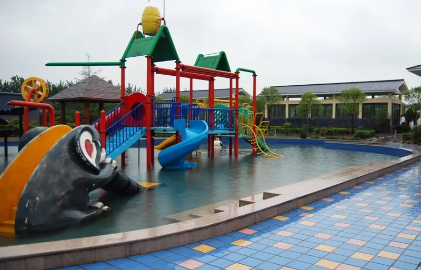 Daqin Hot Spring Hotel