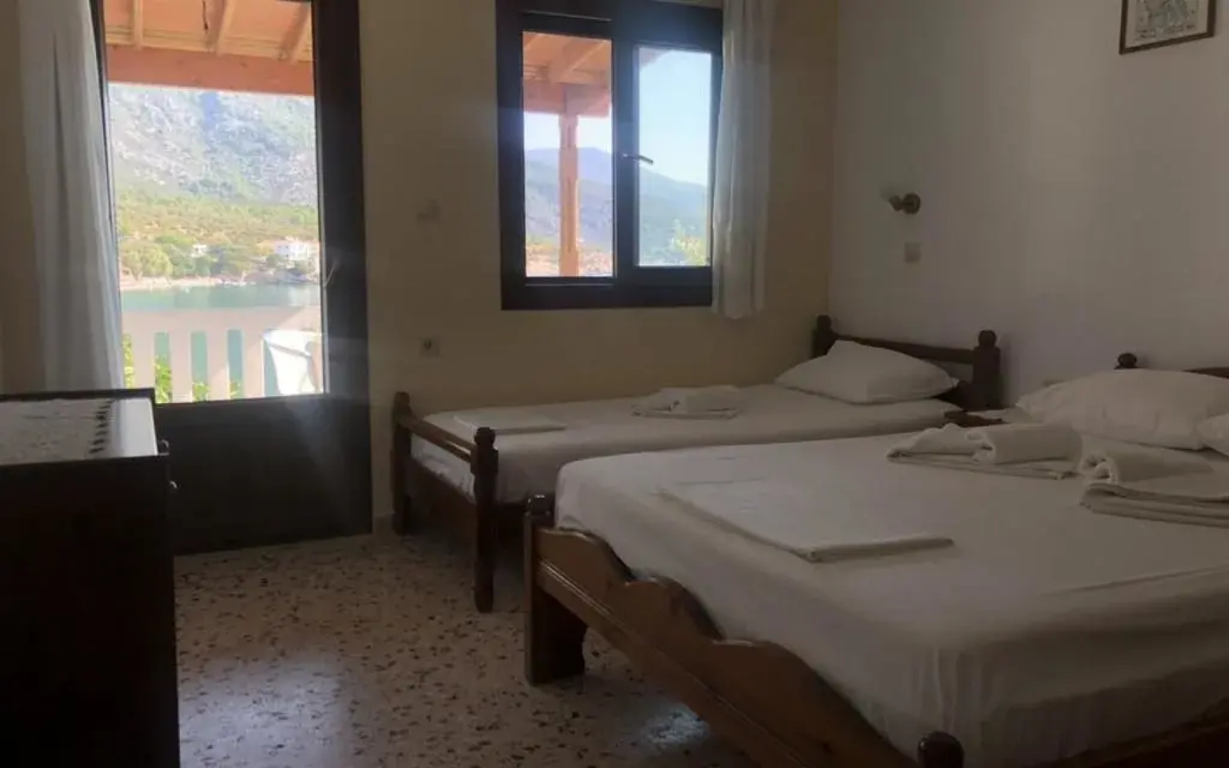 Studios Limnionas