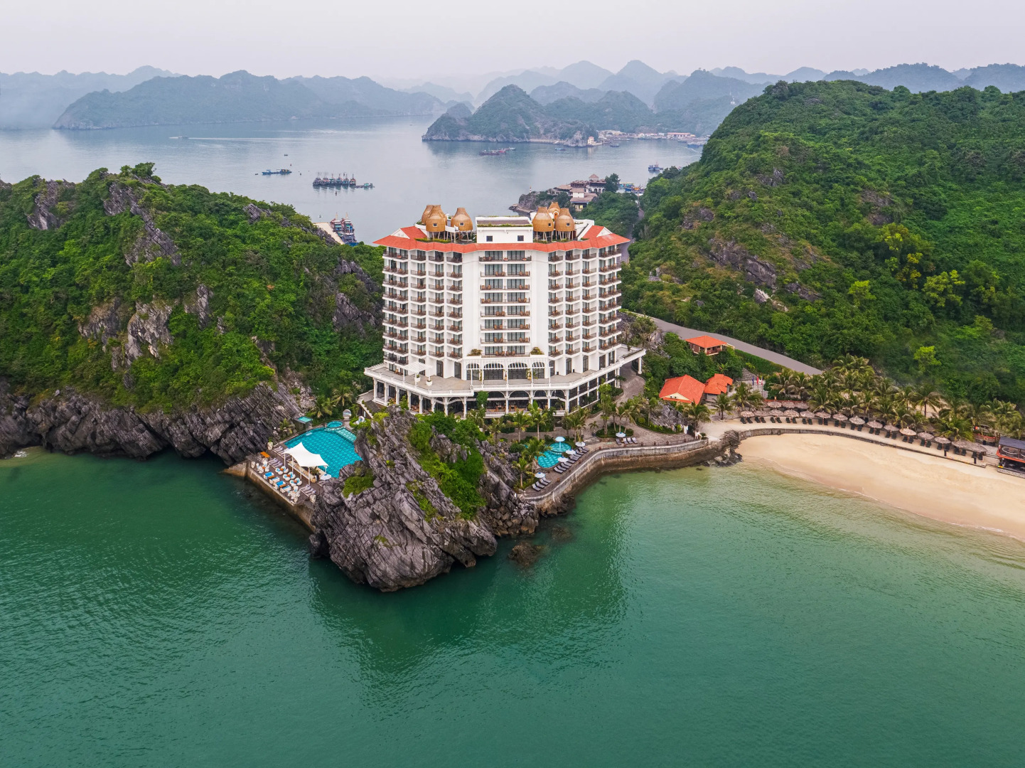 Cat Ba Sunrise Resort