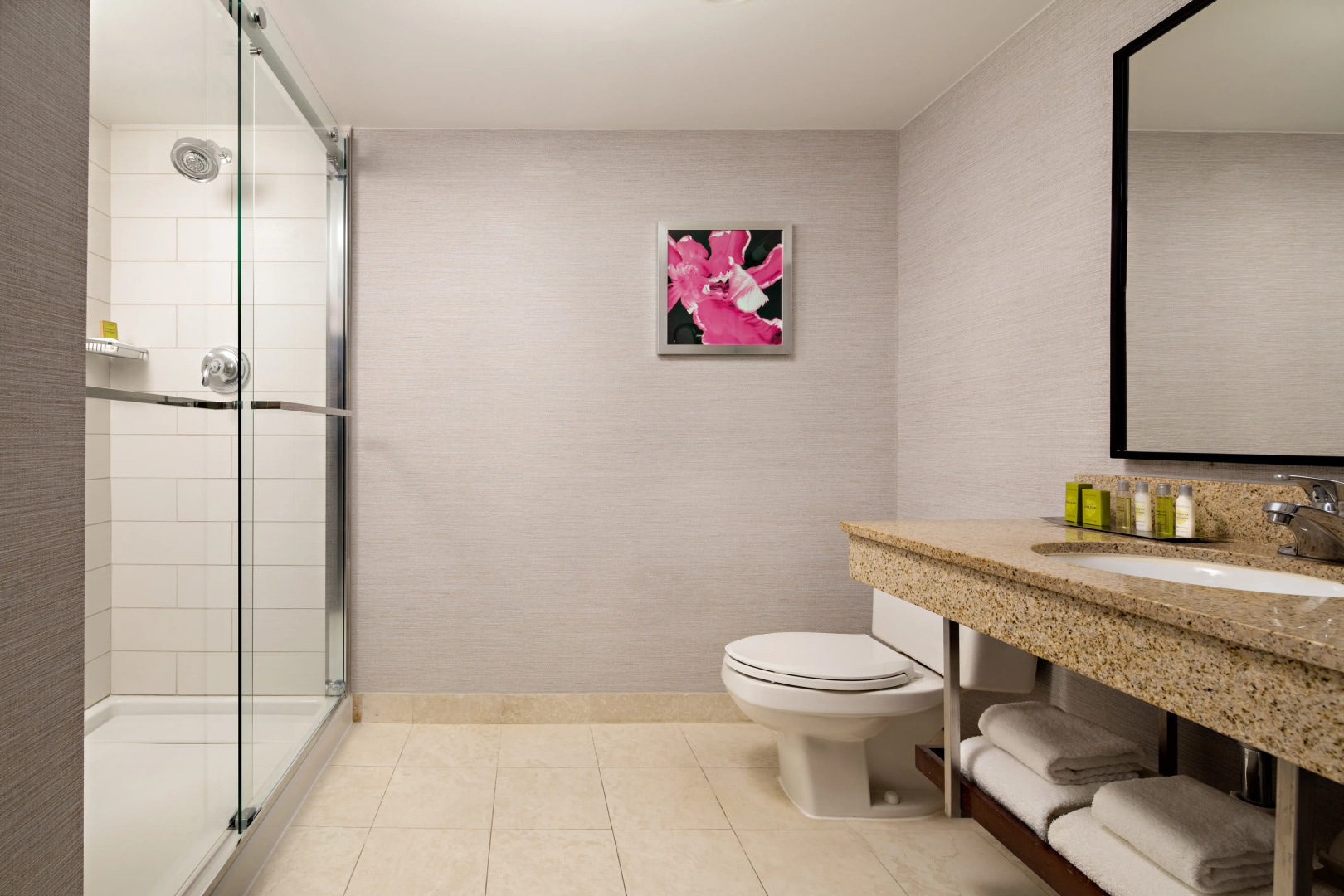 DoubleTree by Hilton Fairfield Hotel & Suites