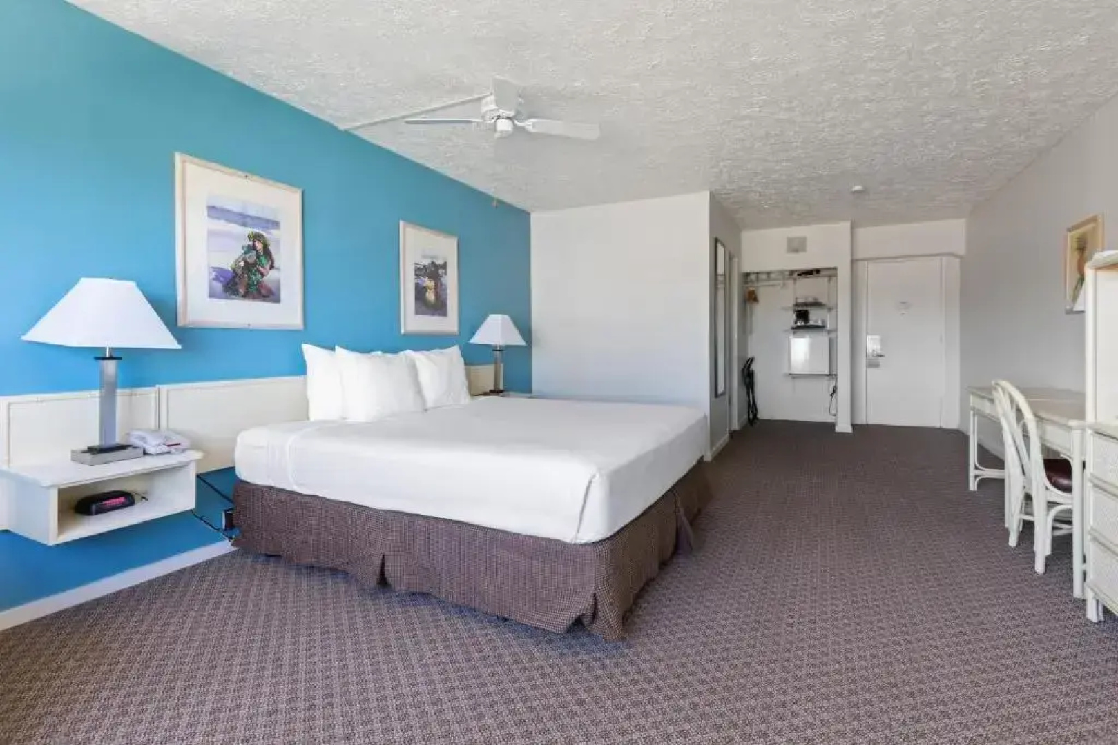 Maui Seaside Hotel