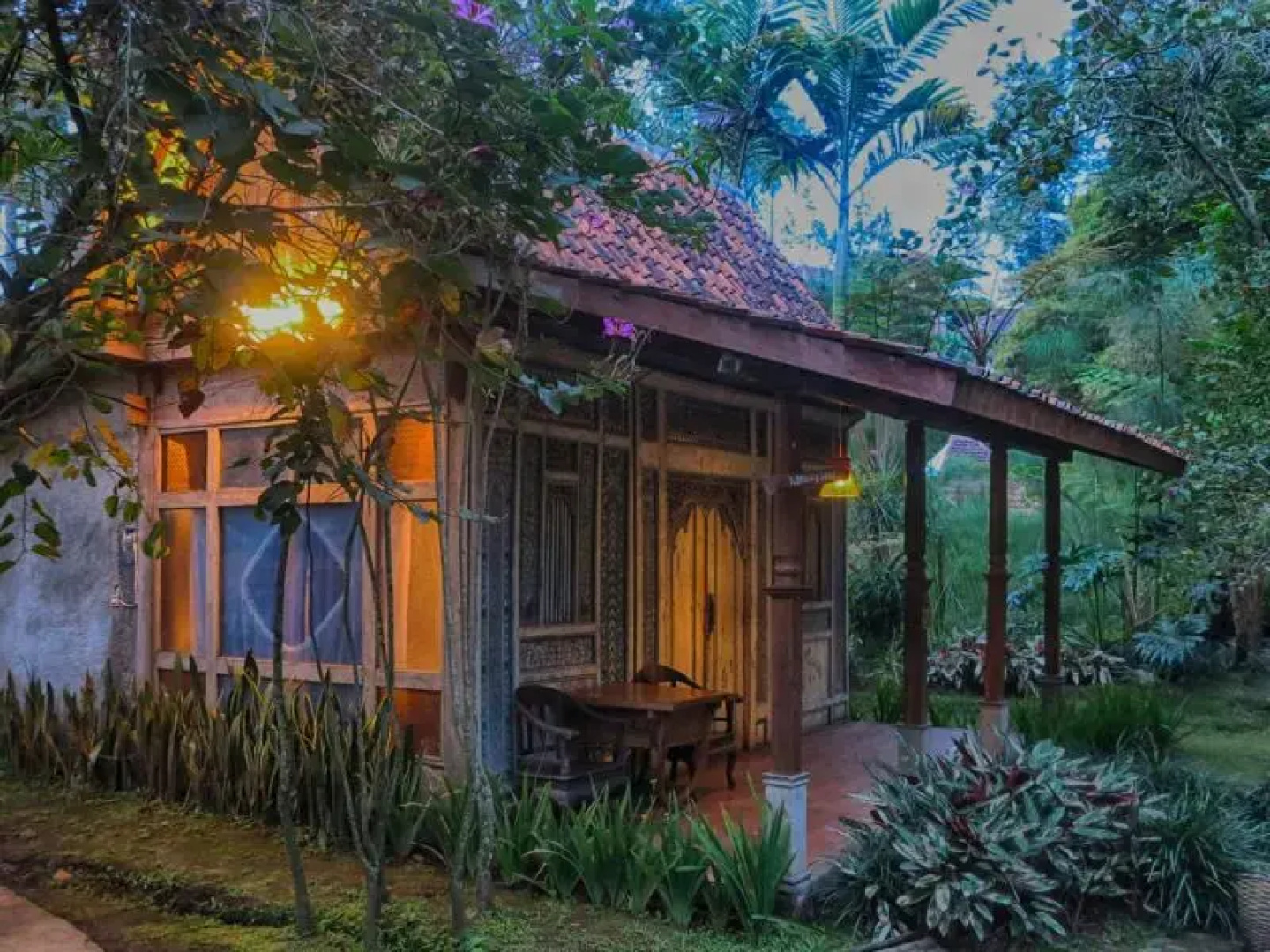 Sapulidi Cafe, Resort & Gallery