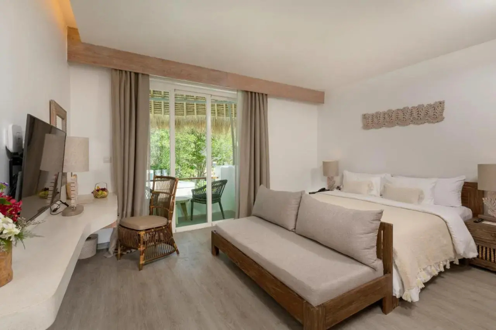 Eden Beach Khao Lak Resort & Spa