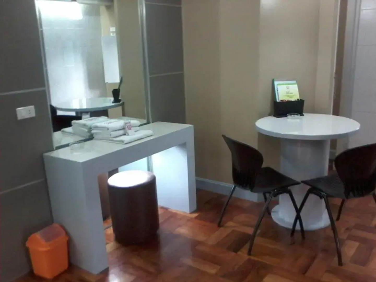 Bermuda Hotel and Restaurant