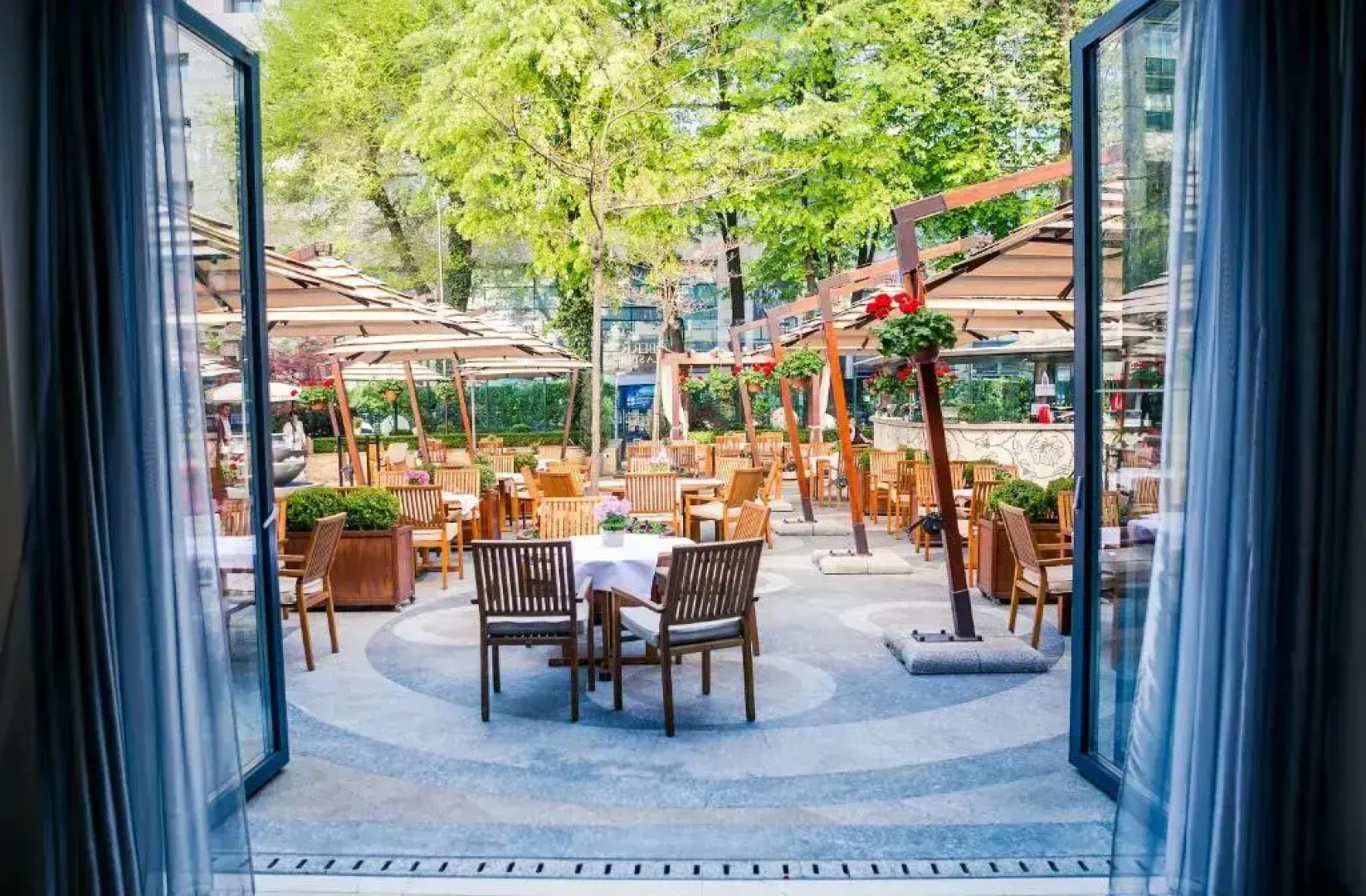 InterContinental Athénée Palace Bucharest by IHG