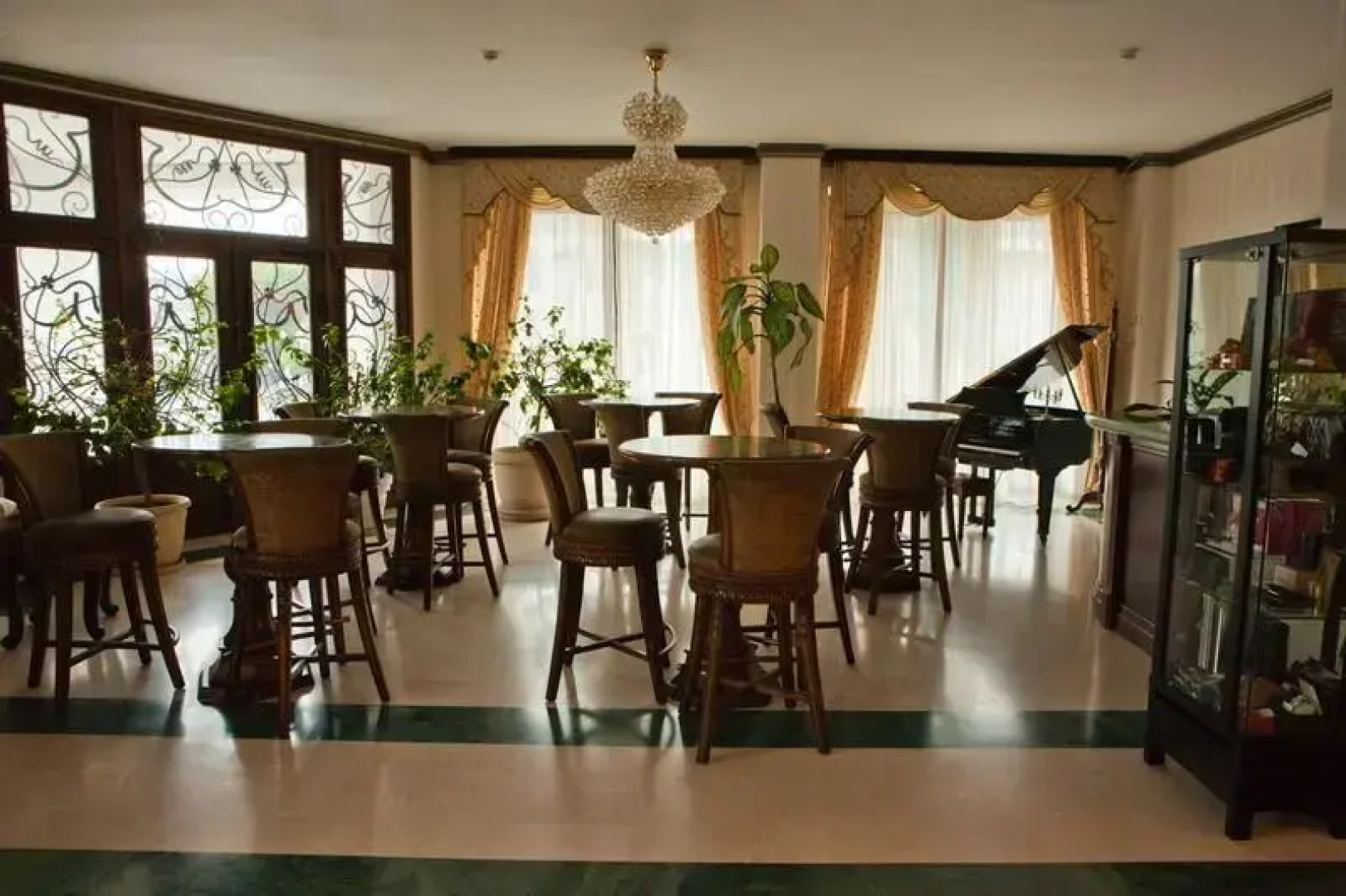 Отель Атриум Виктория