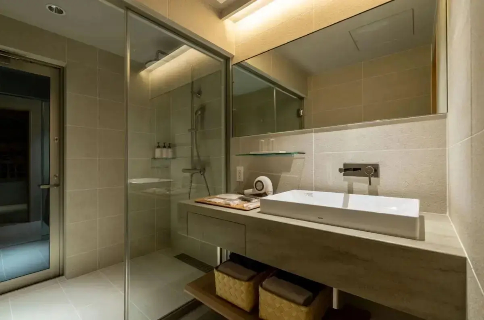 Отель Nazuna Kyoto Tsubaki St.