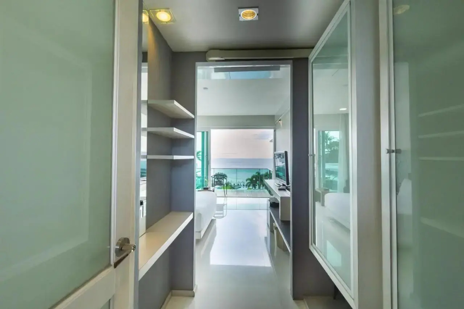 KC Beach Club & Pool Villas