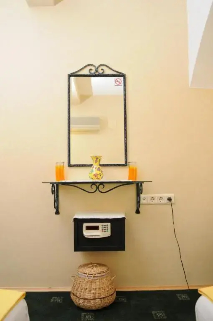 A&B Home Hotel