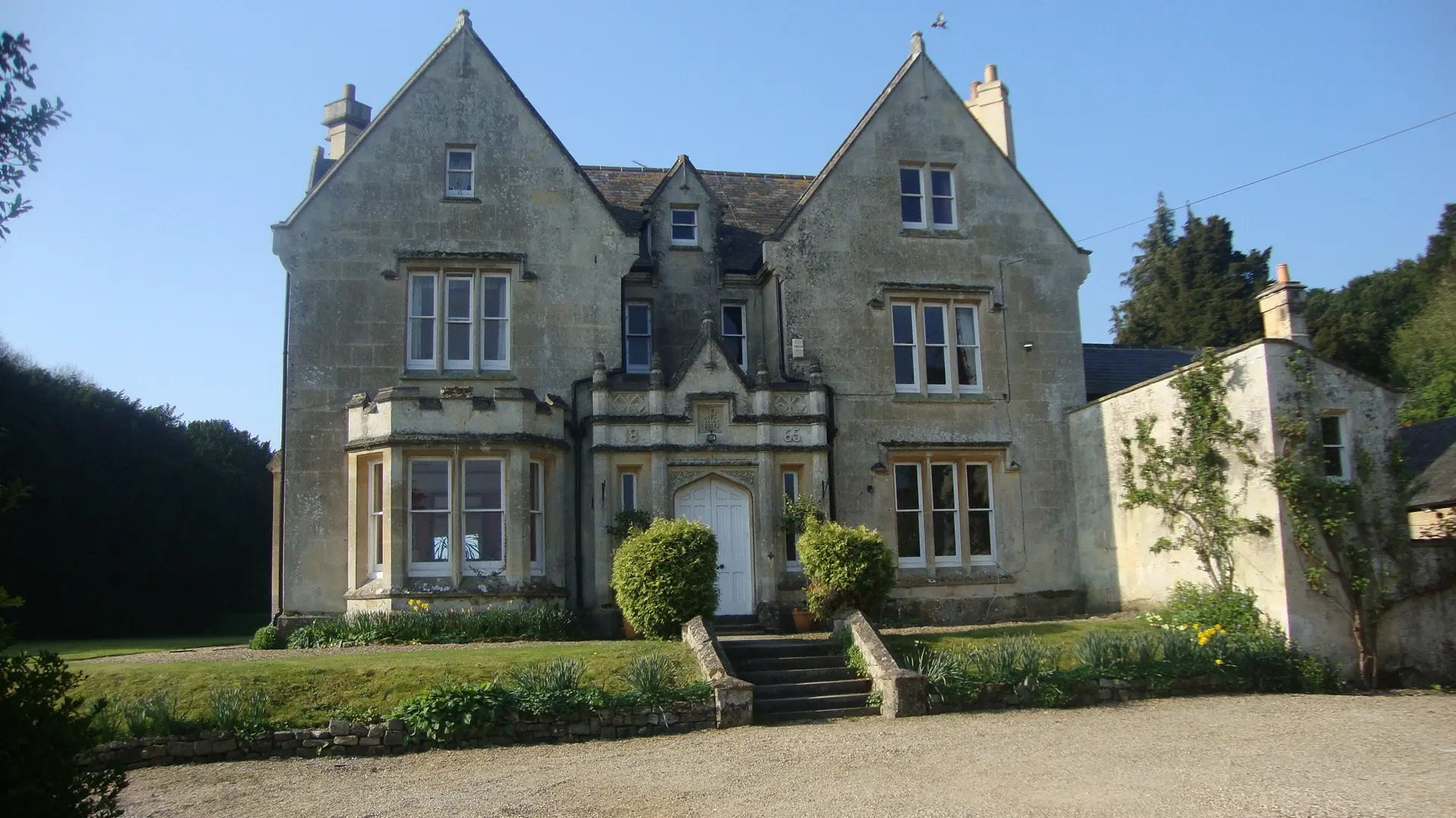 Burcombe Manor
