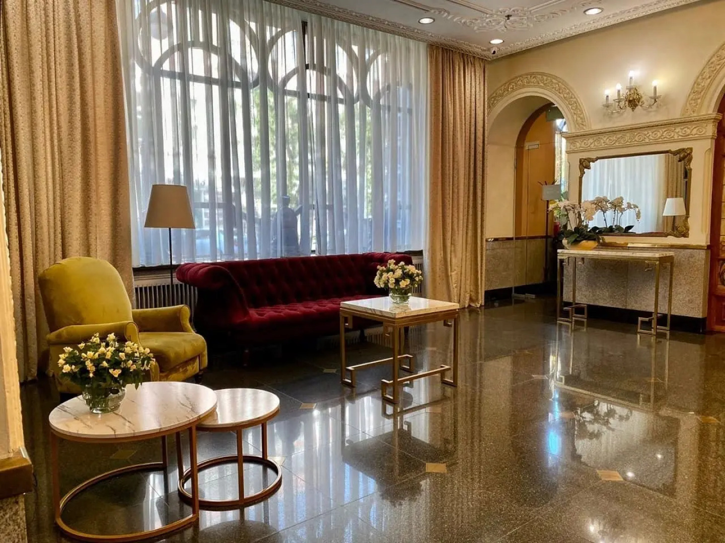 Отель «Версаль»