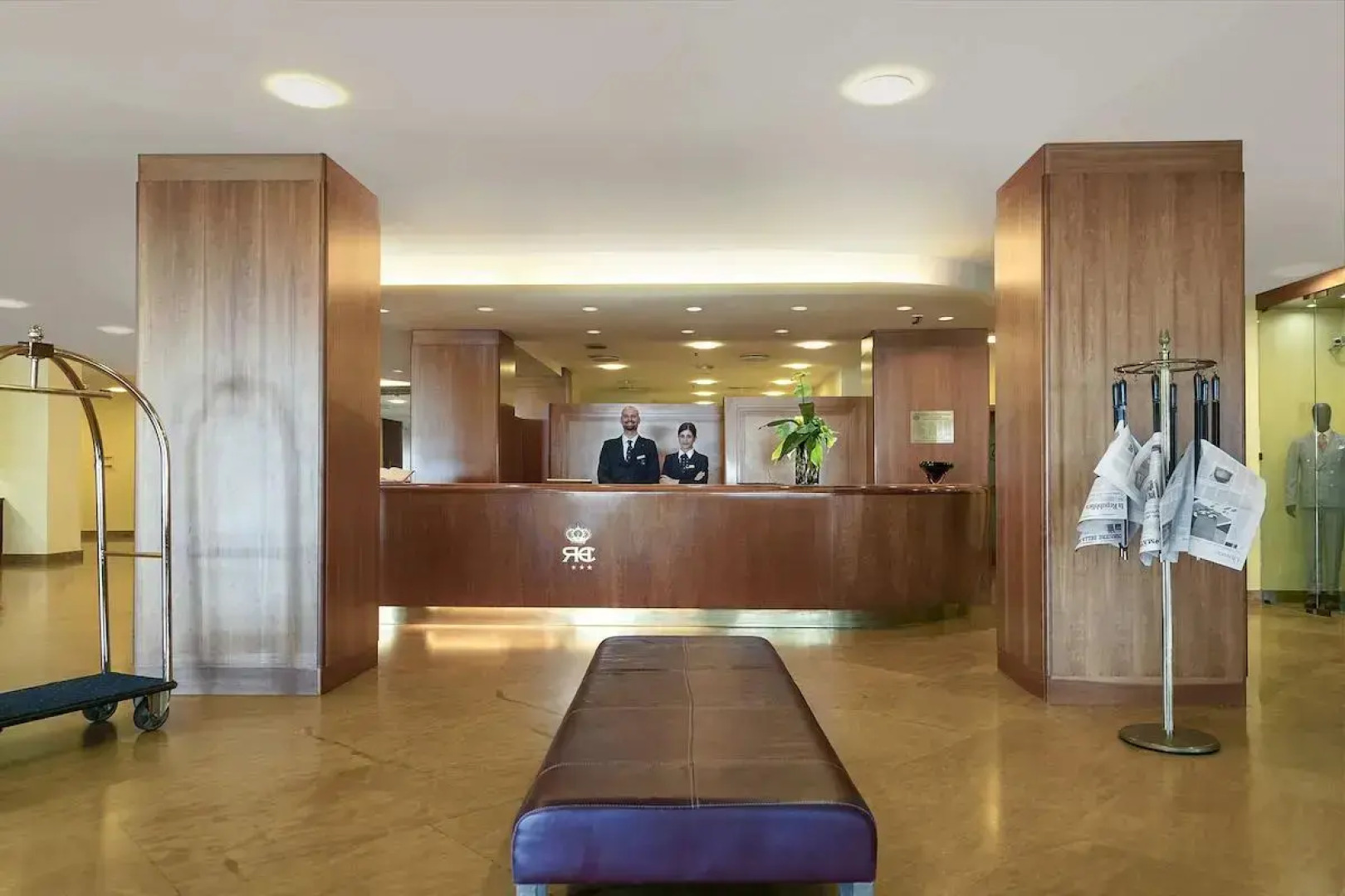 Отель Royal Continental Hotel Naples