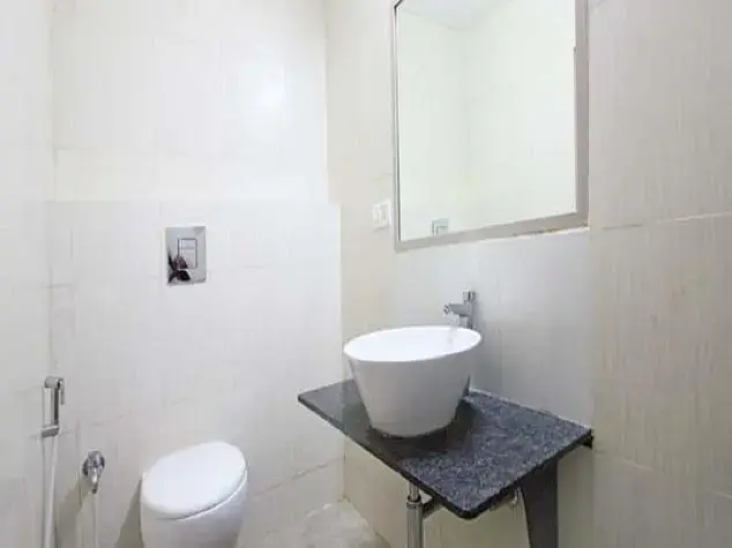 Hotel Raj Classic Inn