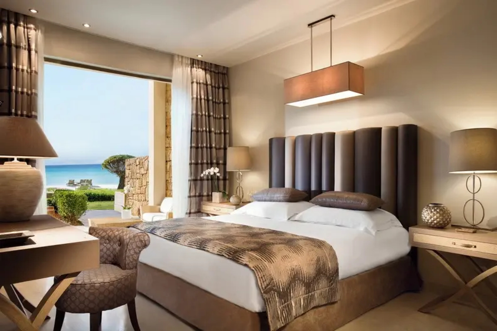 Sani Asterias Suites