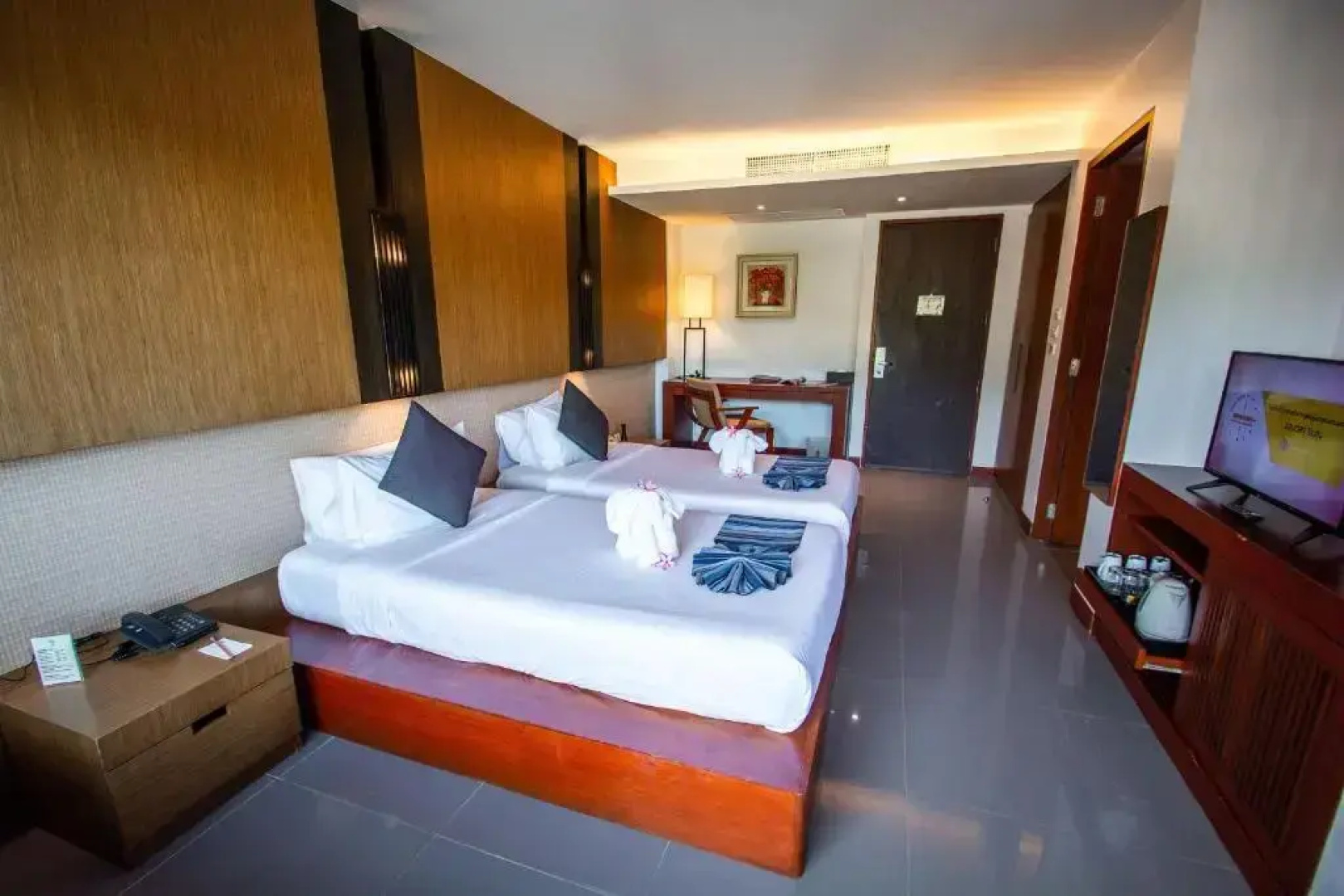 Peach Blossom Resort & Pool Villa