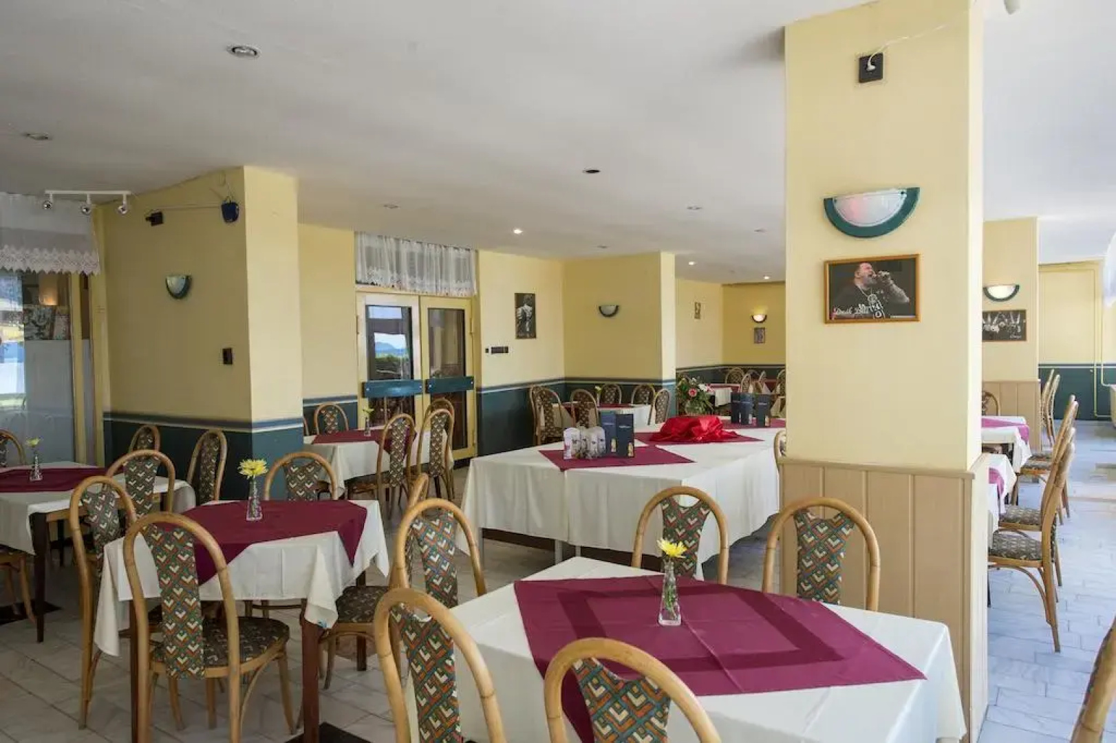 Familia Hotel