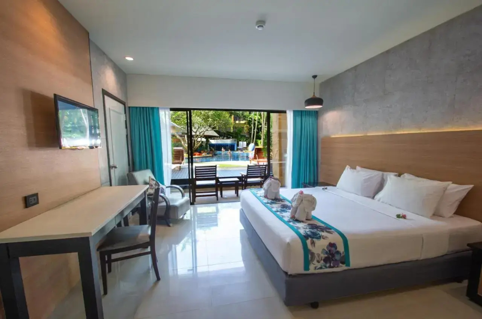 Peach Hill Resort