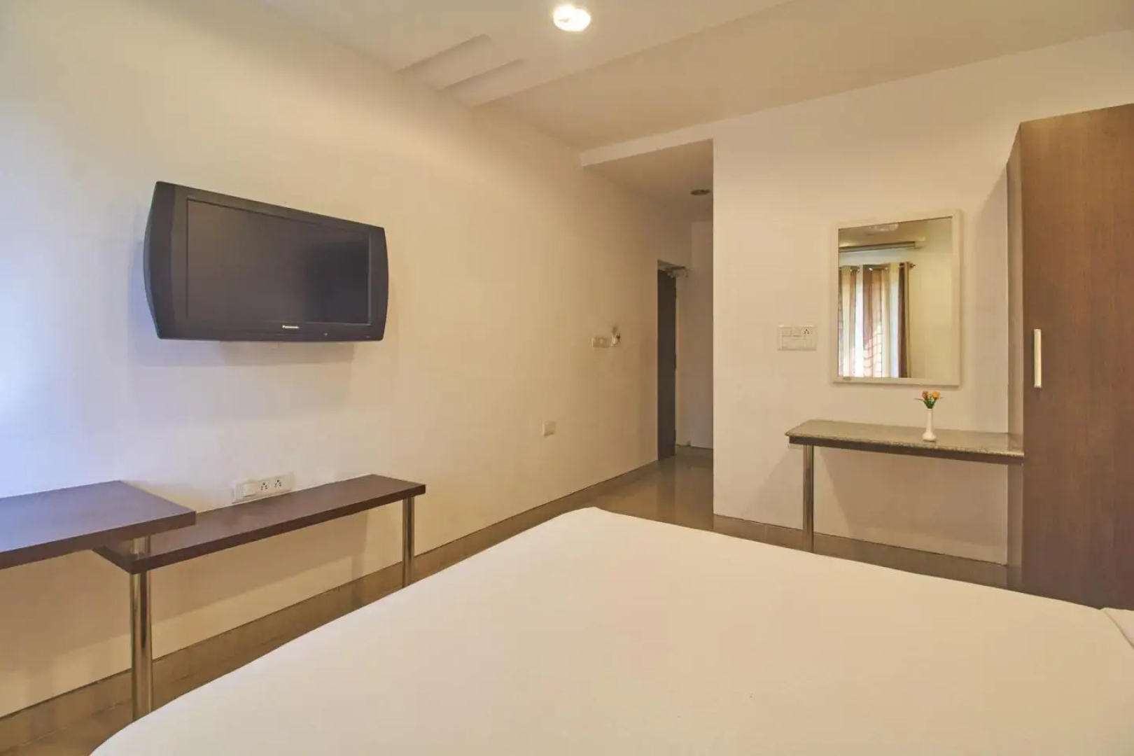 Uno the Business Hotel